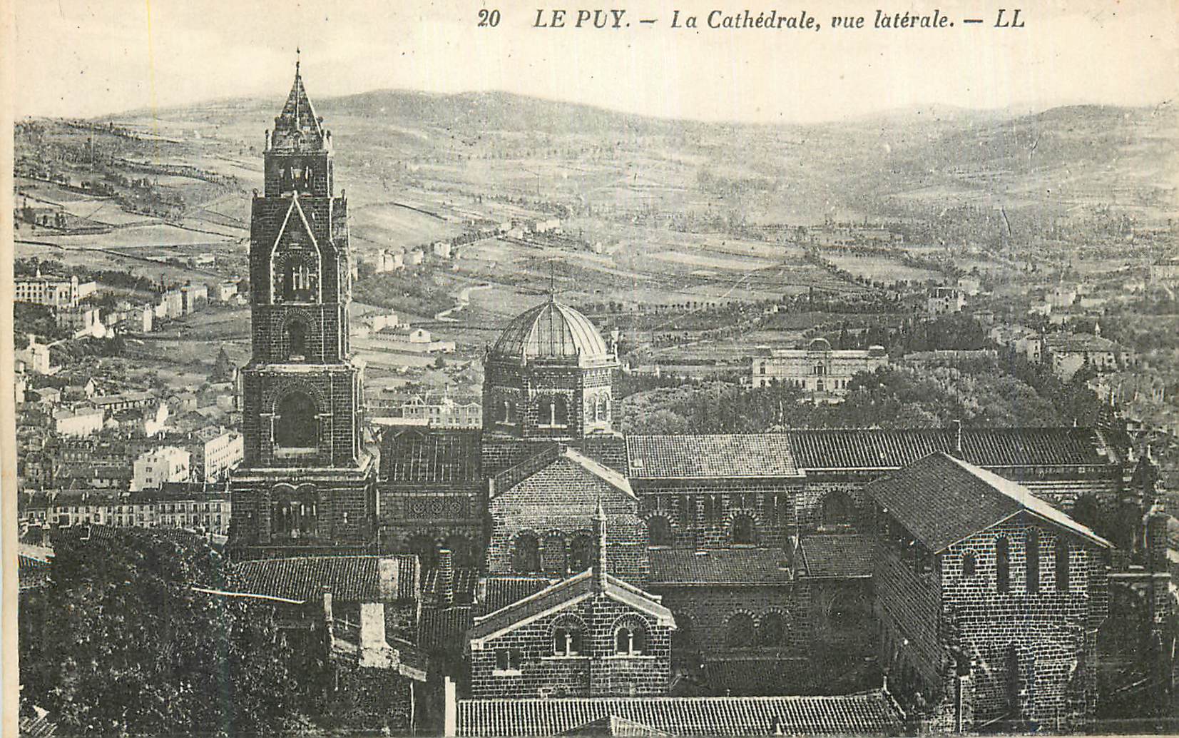 Le Puy — La Cathédrale, vue latérale — LL