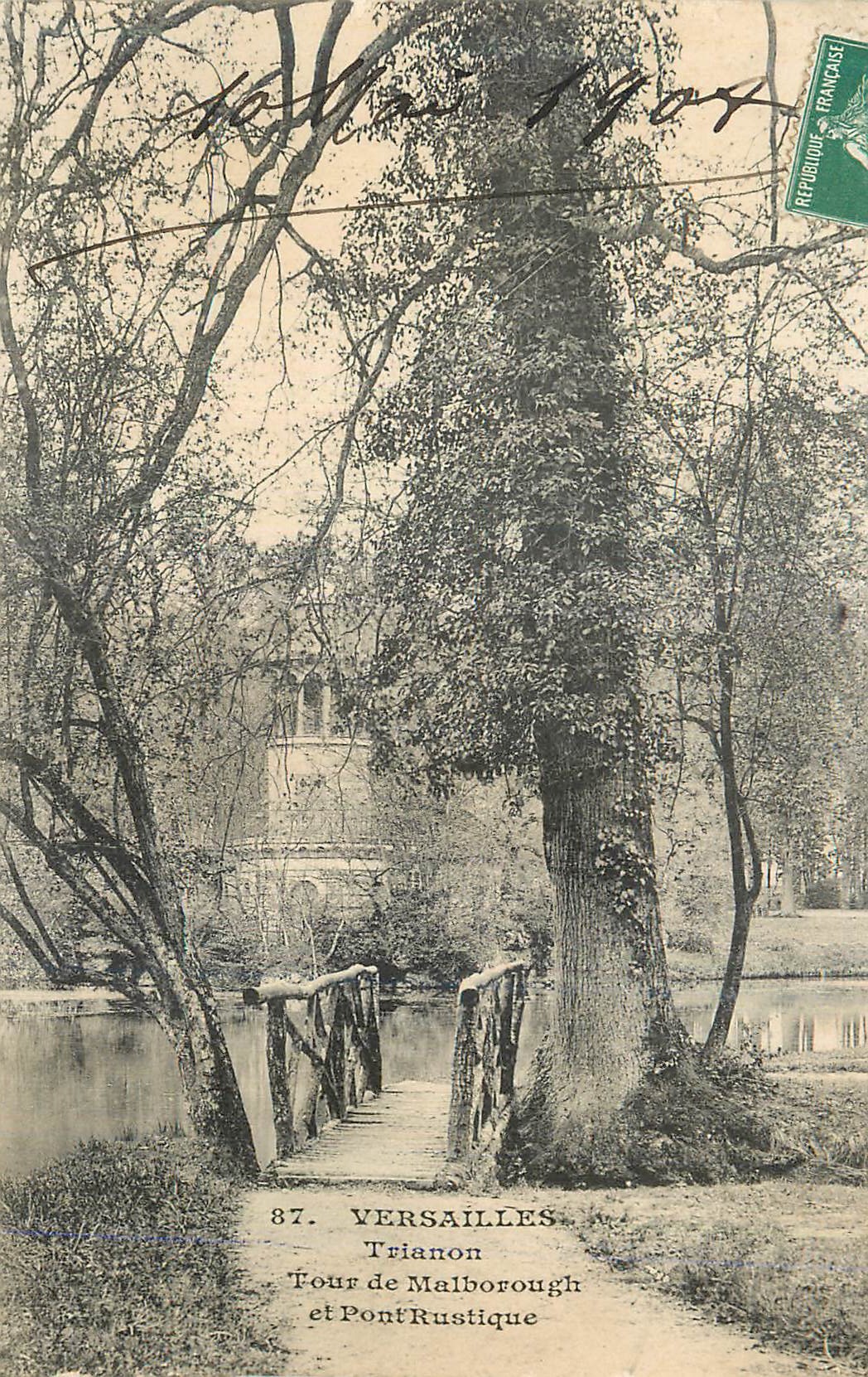 CPA Versailles Trianon Tour de Malborough et Pont Rustique
