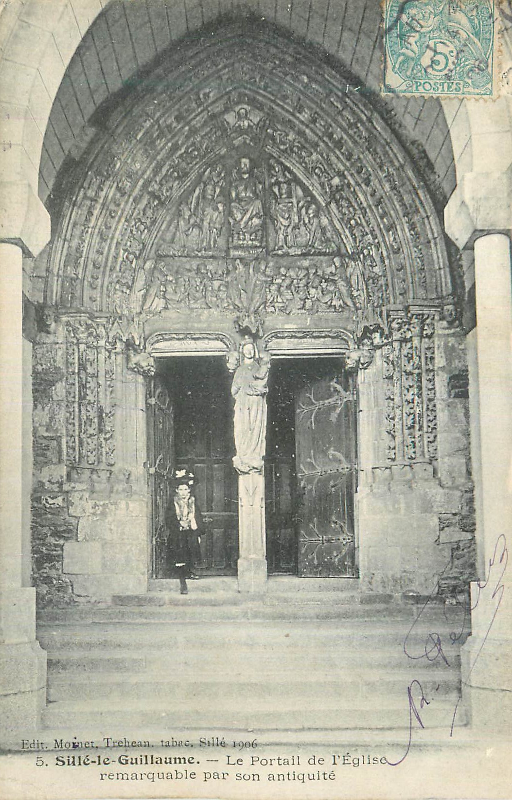 CPA Sulle le Guillaume Le Portal de l Eglise remarquable par son antiquite