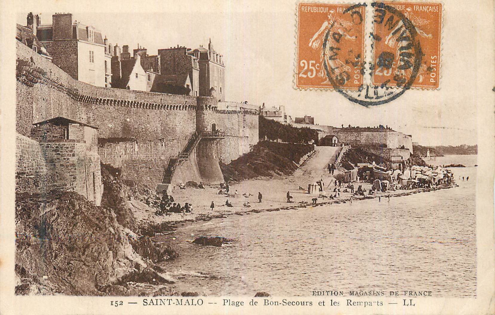 CPA Saint Malo Plage de Bon Secours et les Remparts