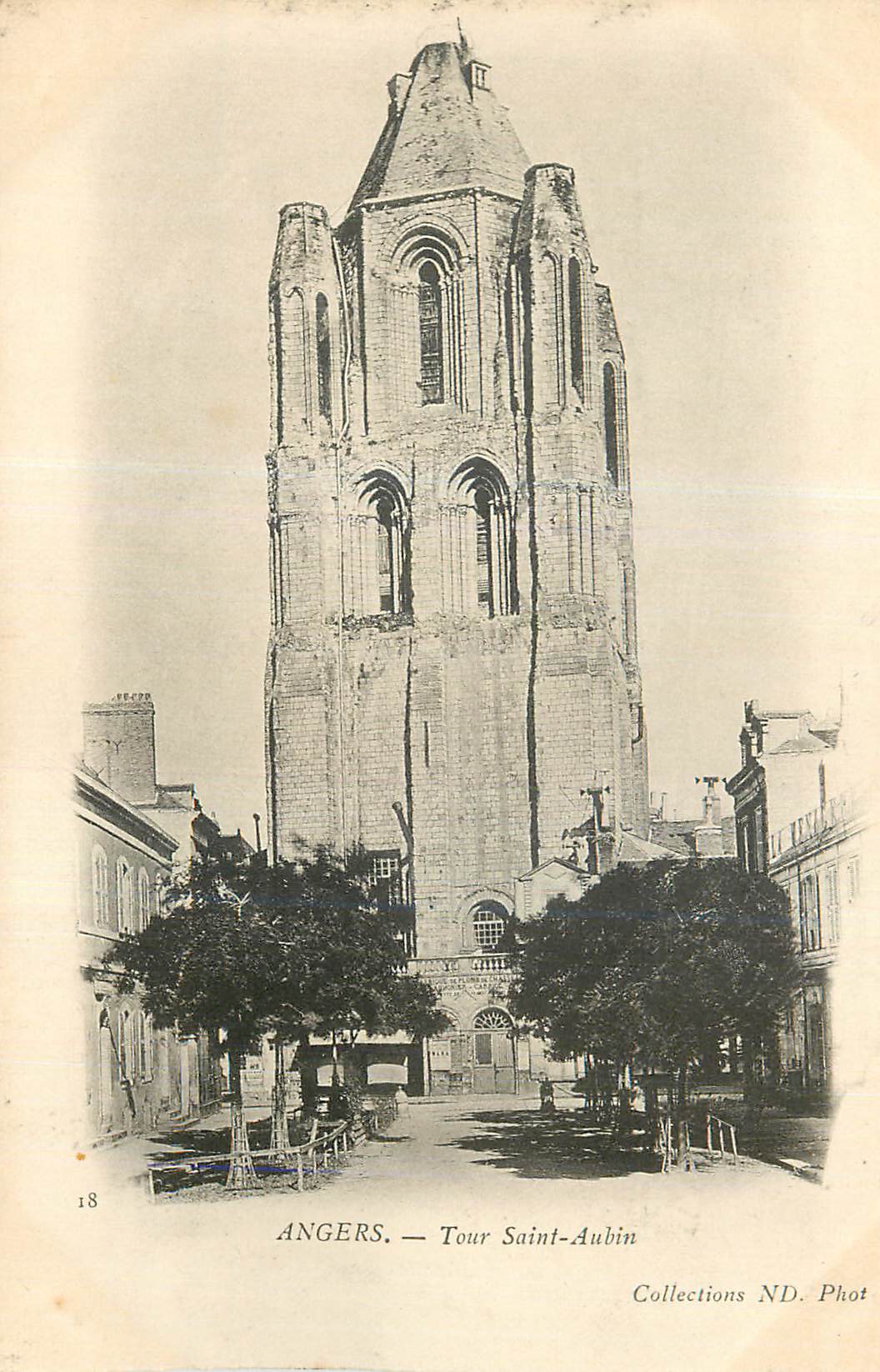 CPA Angers Tour Saint Aubin (carte 1900)