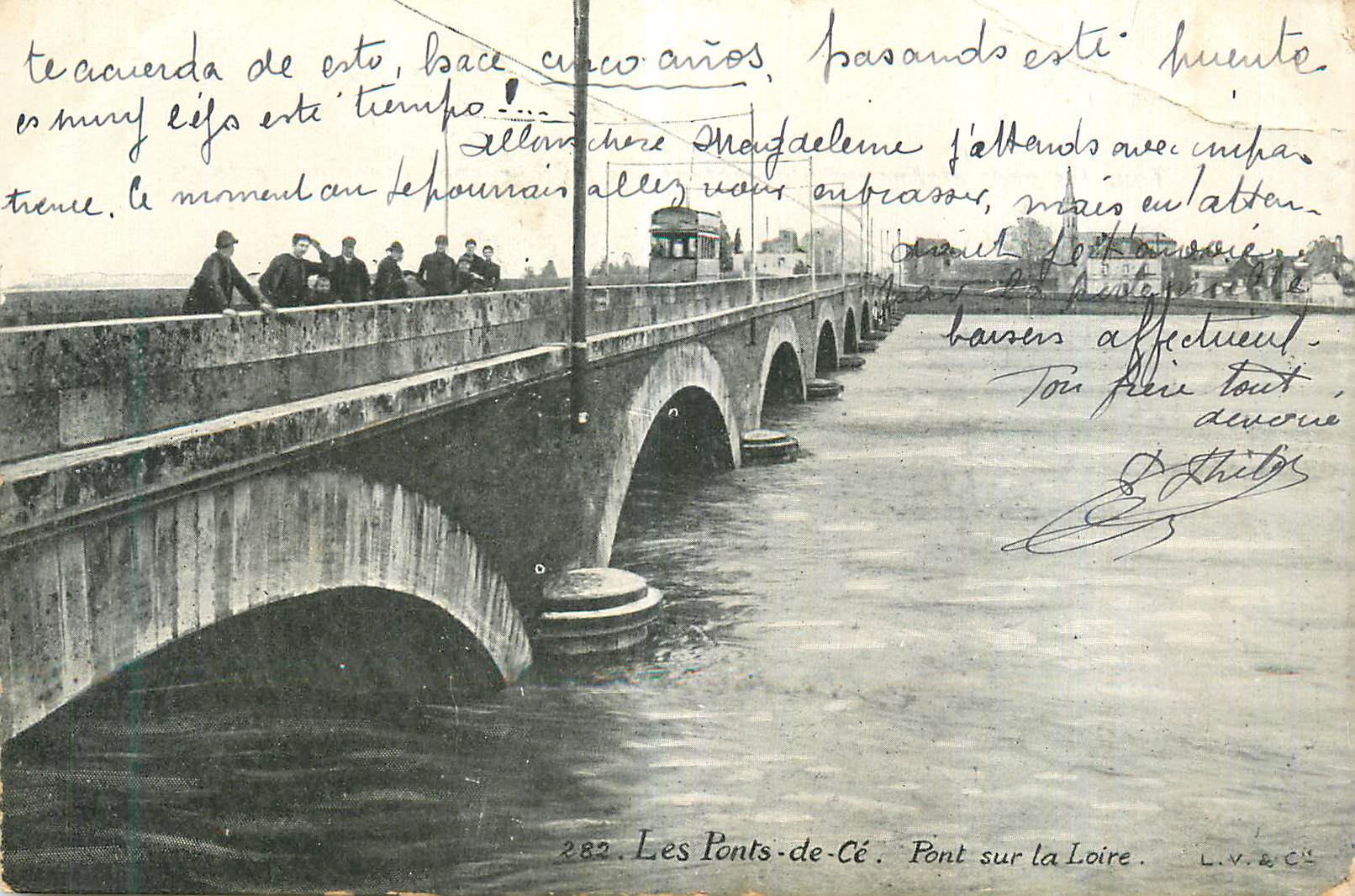 CPA Les Ponts de Ce Pont sur la Loire Tramway