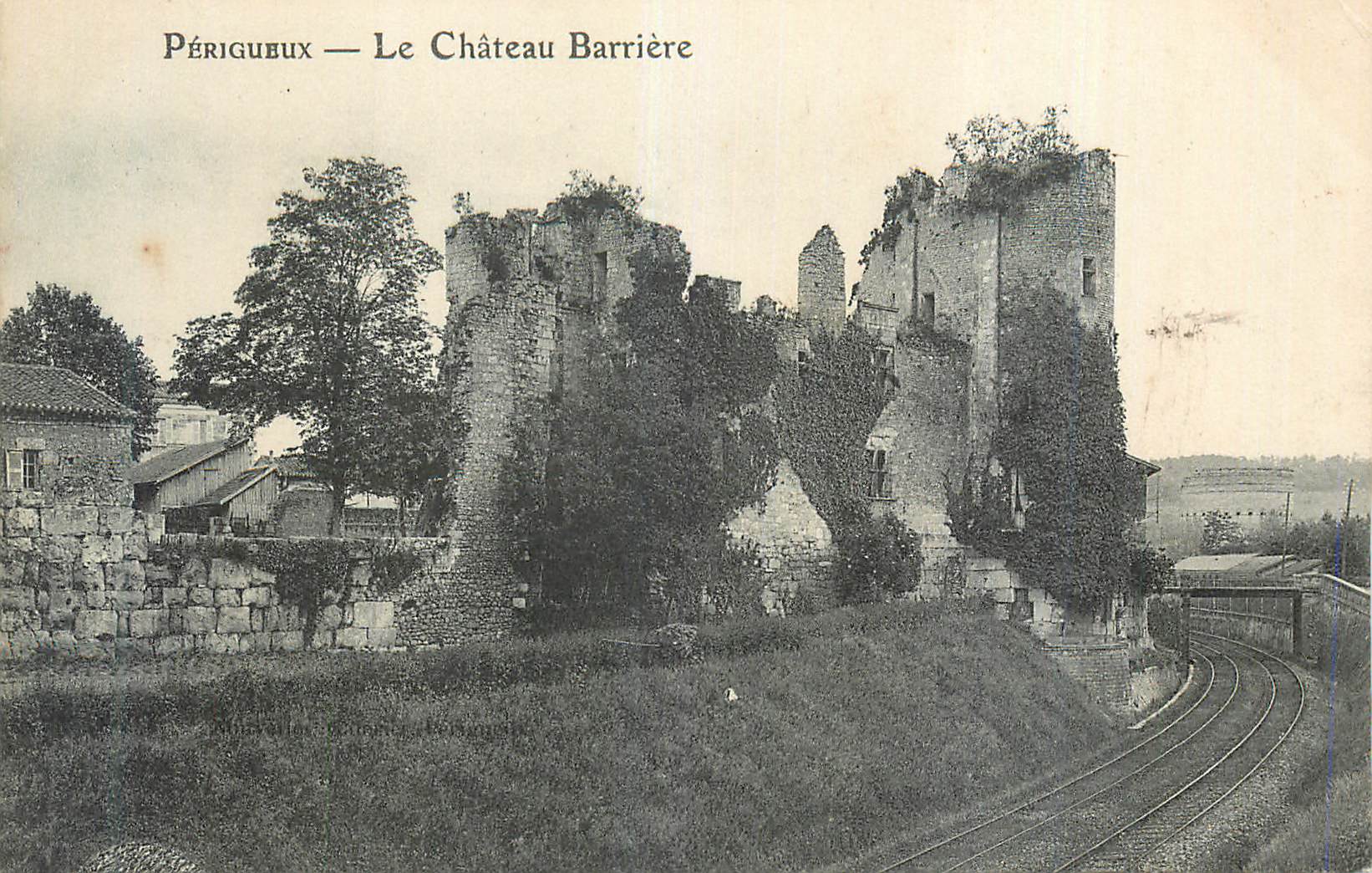 CPA Perigueux Le Chateau Barriere