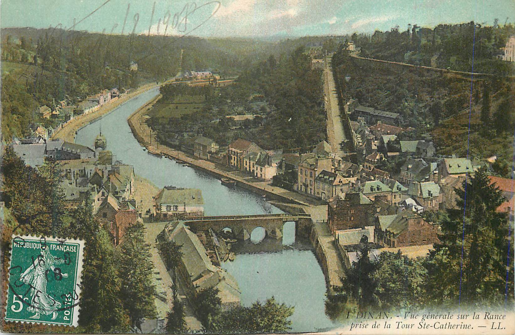 Dinan - Vue générale sur la Rance prise de la Tour Ste-Catherine — LL.