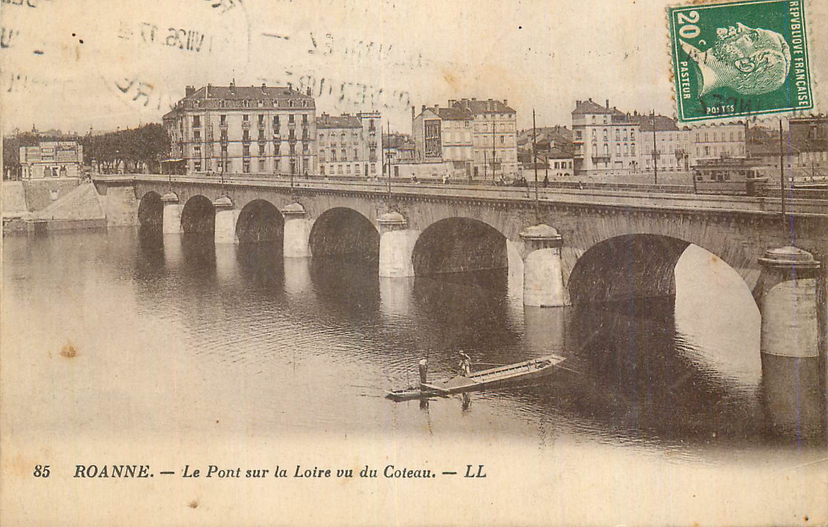 CPA Roanne Le Pont sur la Loire vu du Coteau