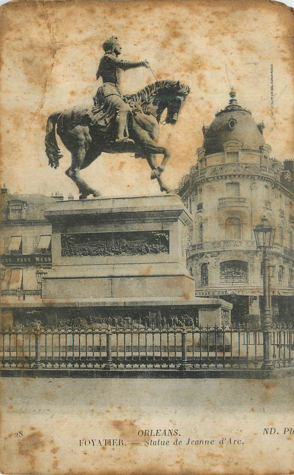CPA Orleans Foyamer Statue de Jeanne d Arc