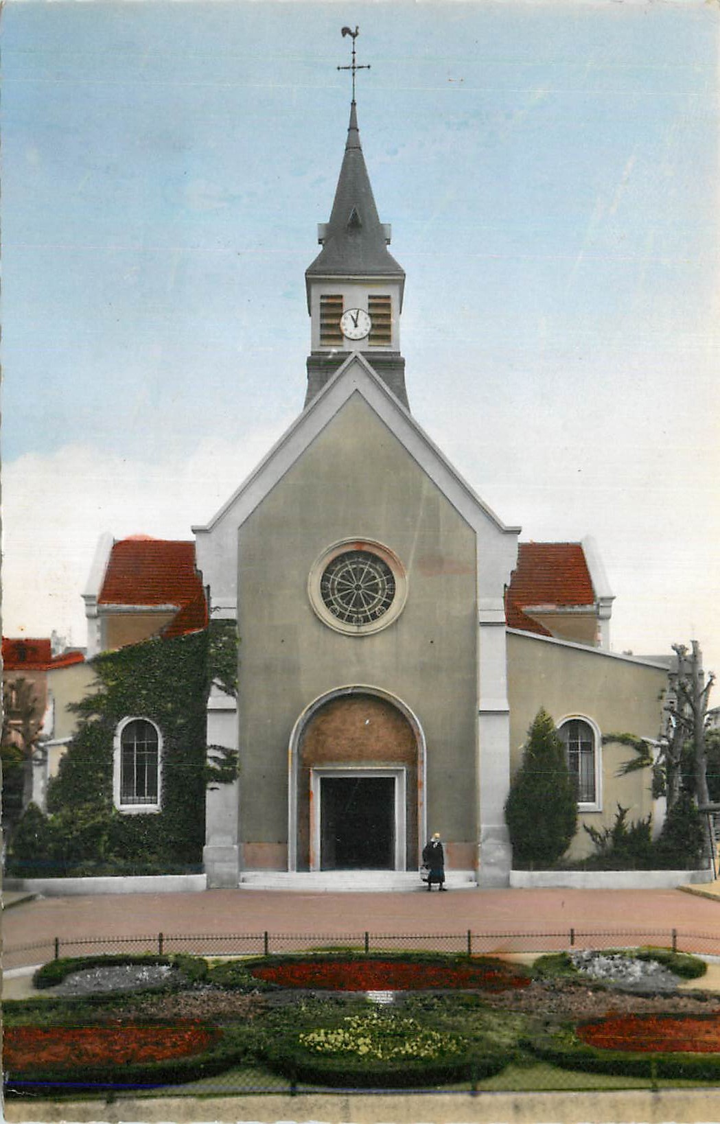 CPM La Garenne Colombes Seine L Eglise