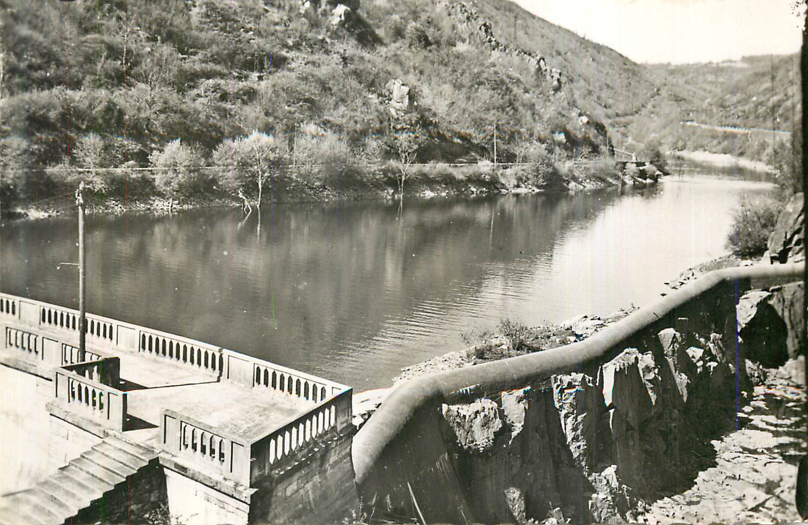 CPM Le Saillant Correze Le Barrage sur la Vezere