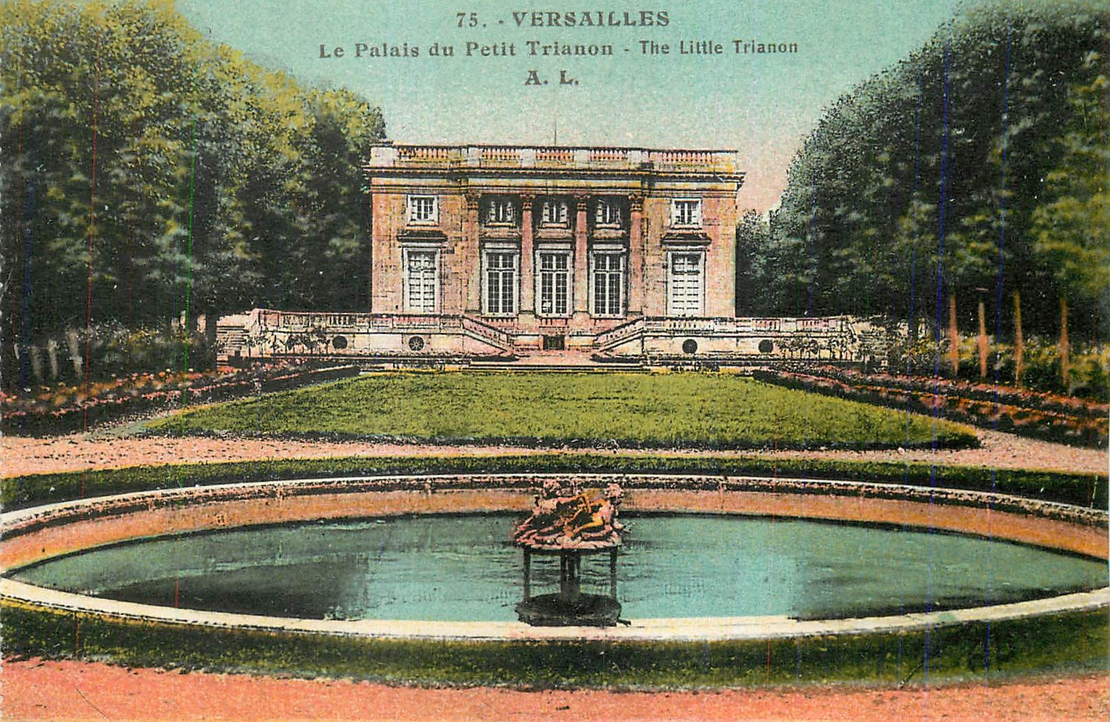 CPA Versailles Le Palais du Petit Trianon