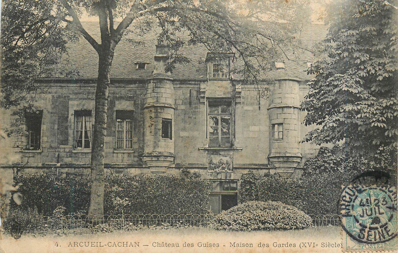 CPA Arcueil Cachan Chateau des Guises Maison des Gardes xvi siecle