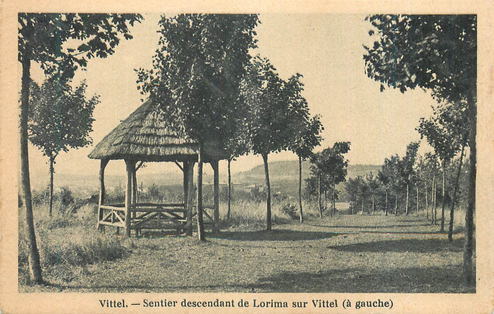 CPA Vittel Sentier descendant de Lorima sur Vittel (a Gauche)