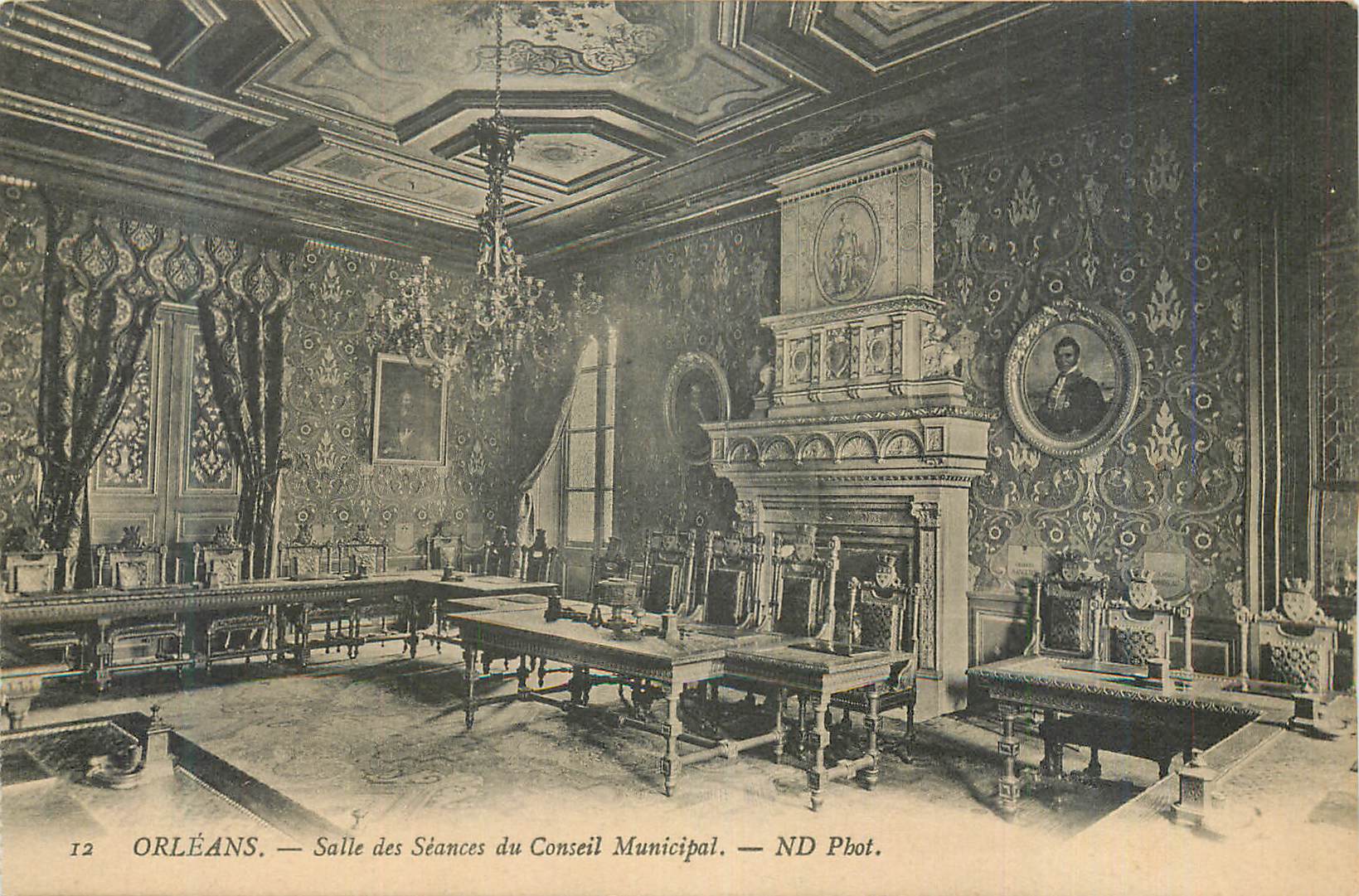 CPA Orleans Salle des Seances du Conseil Municipal