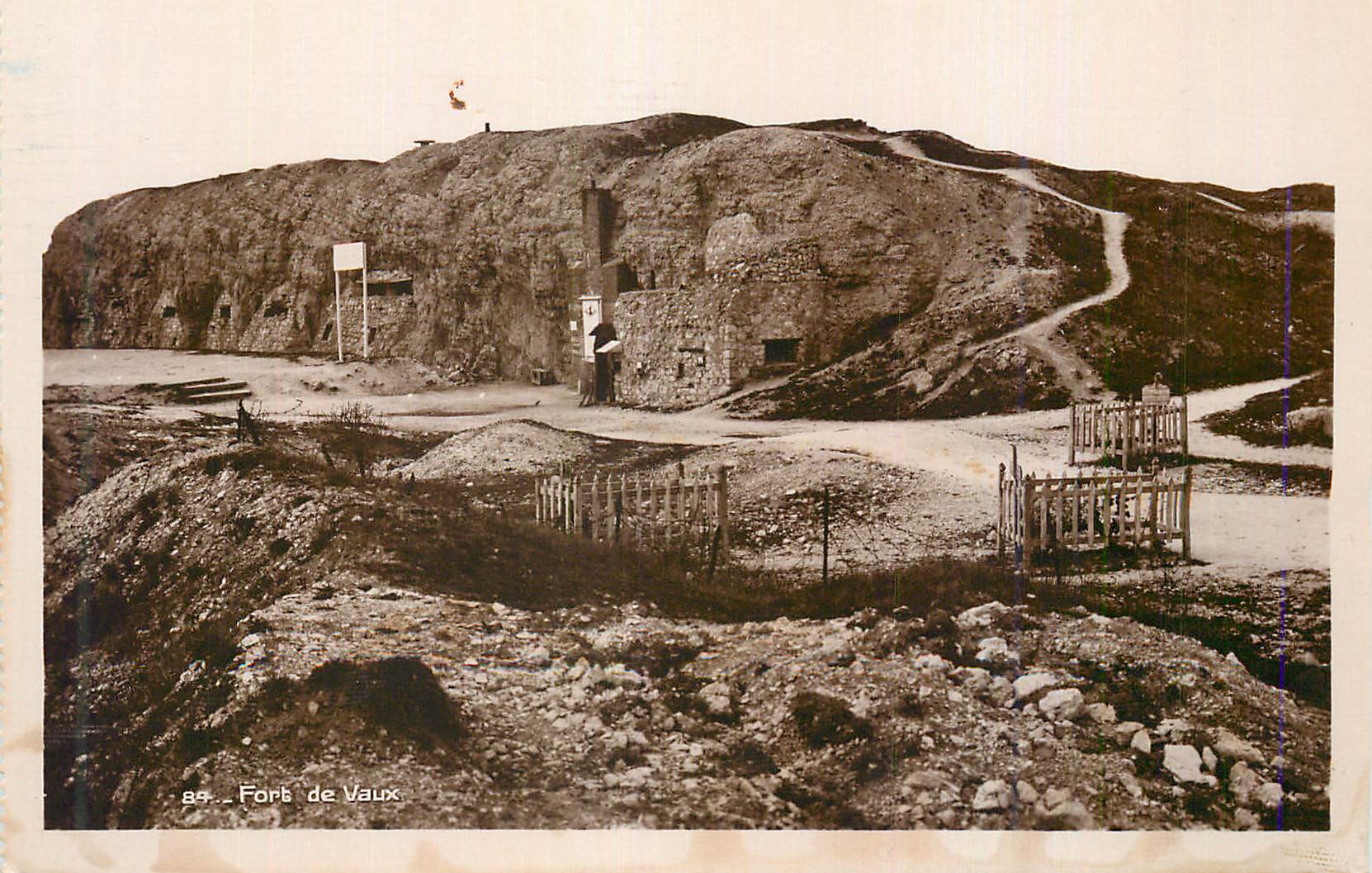 Fort de Vaux — allgemeiner Blick — unbekannter Verlag, Seriennummer 84