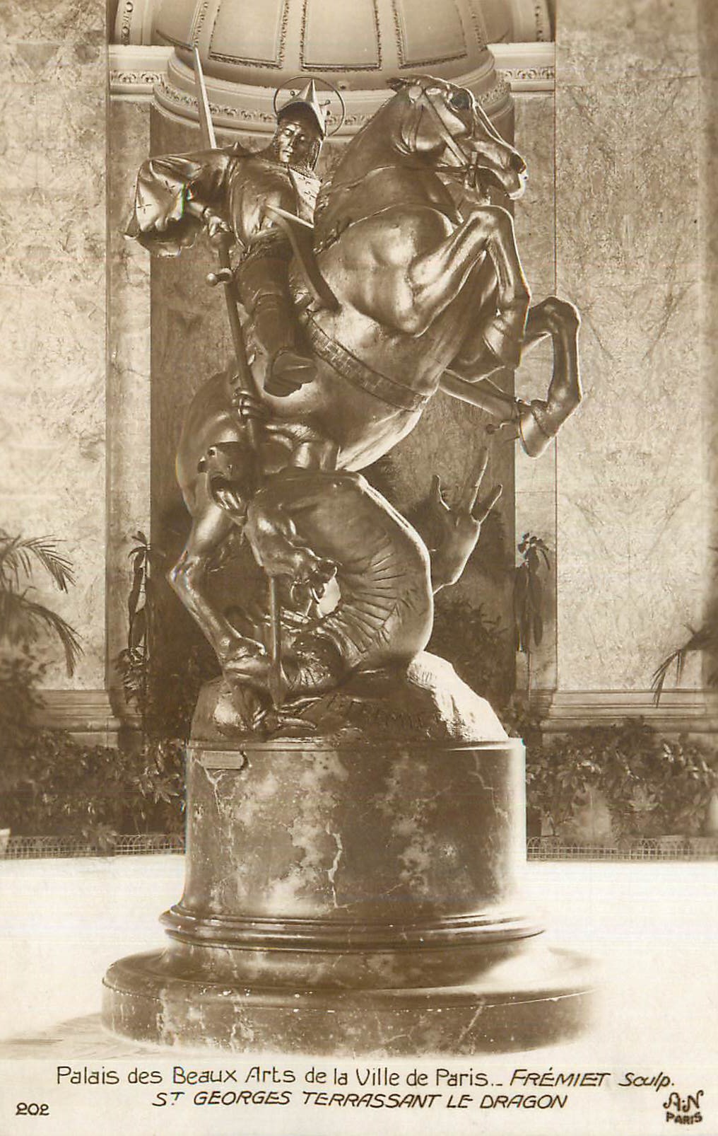CPA Palais des Beaux Arts de la Ville de Paris St Georges Terrassant le Dragon