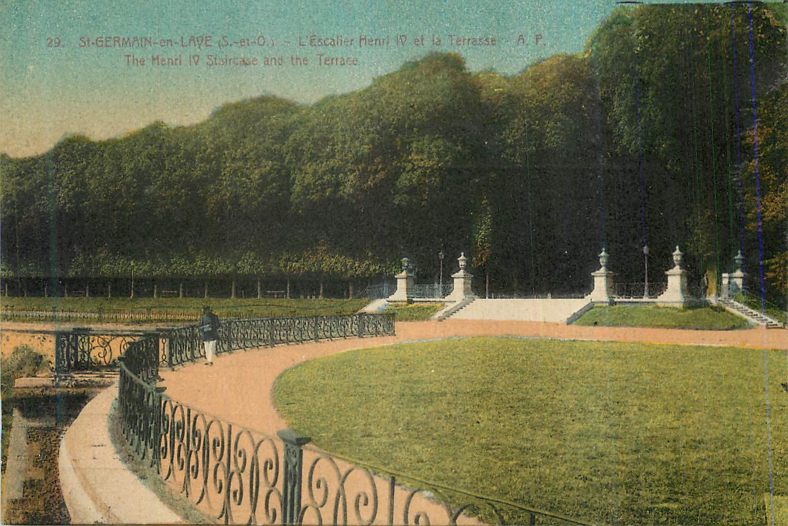 St-Germain-en-Laye — L'Escalier Henri IV et la Terrasse — A. P.