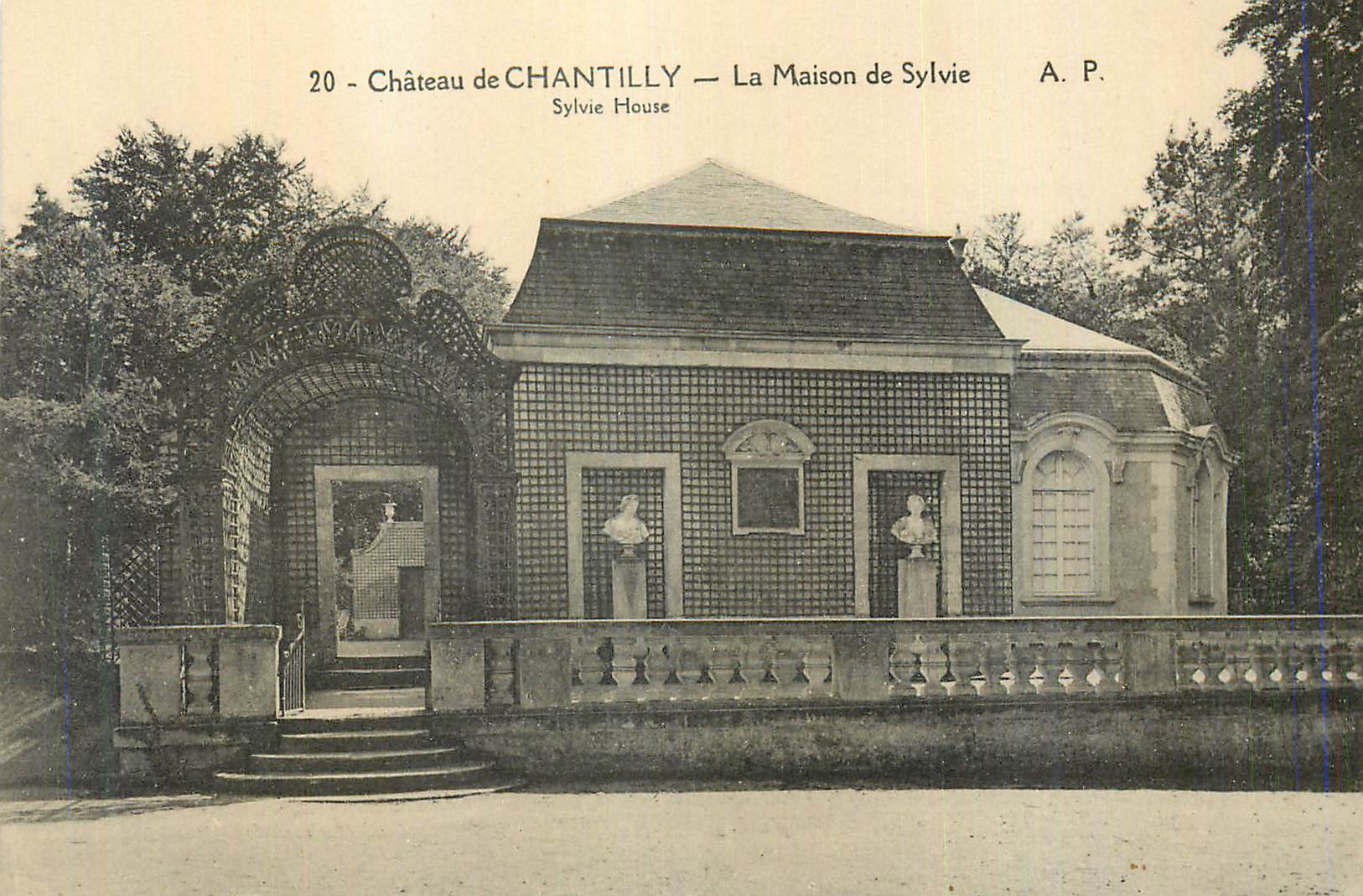 CPA Chateau de Chantilly la Maison de Sylvie