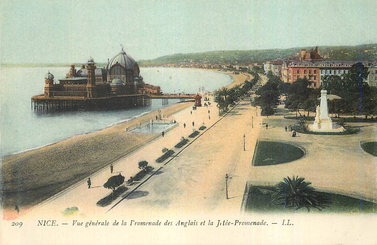 CPA Nice Vue Generale de la Promenade des Anglais et la Jetee Promenade