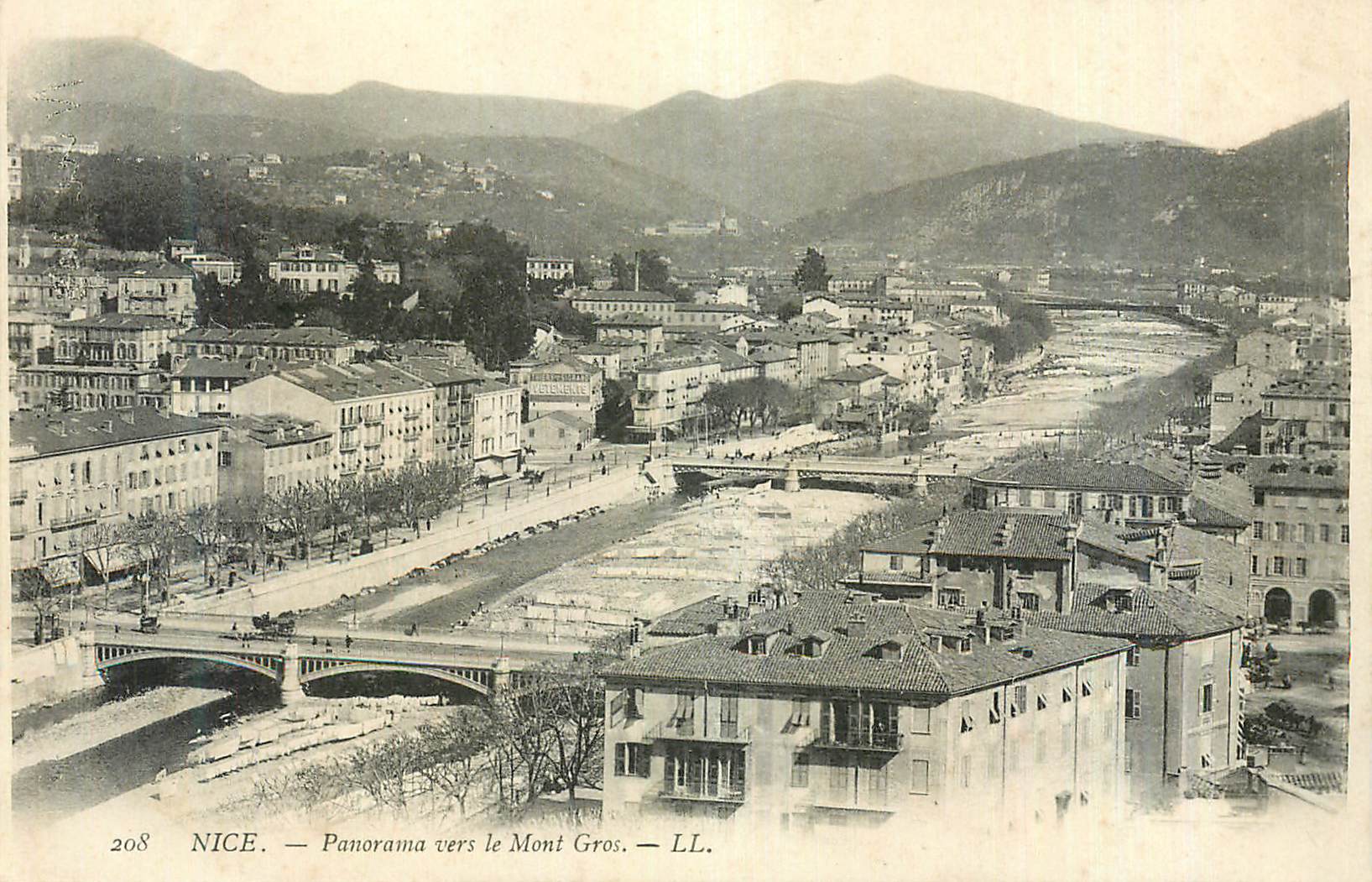 CPA Nice Panorama vers le Mont Gros