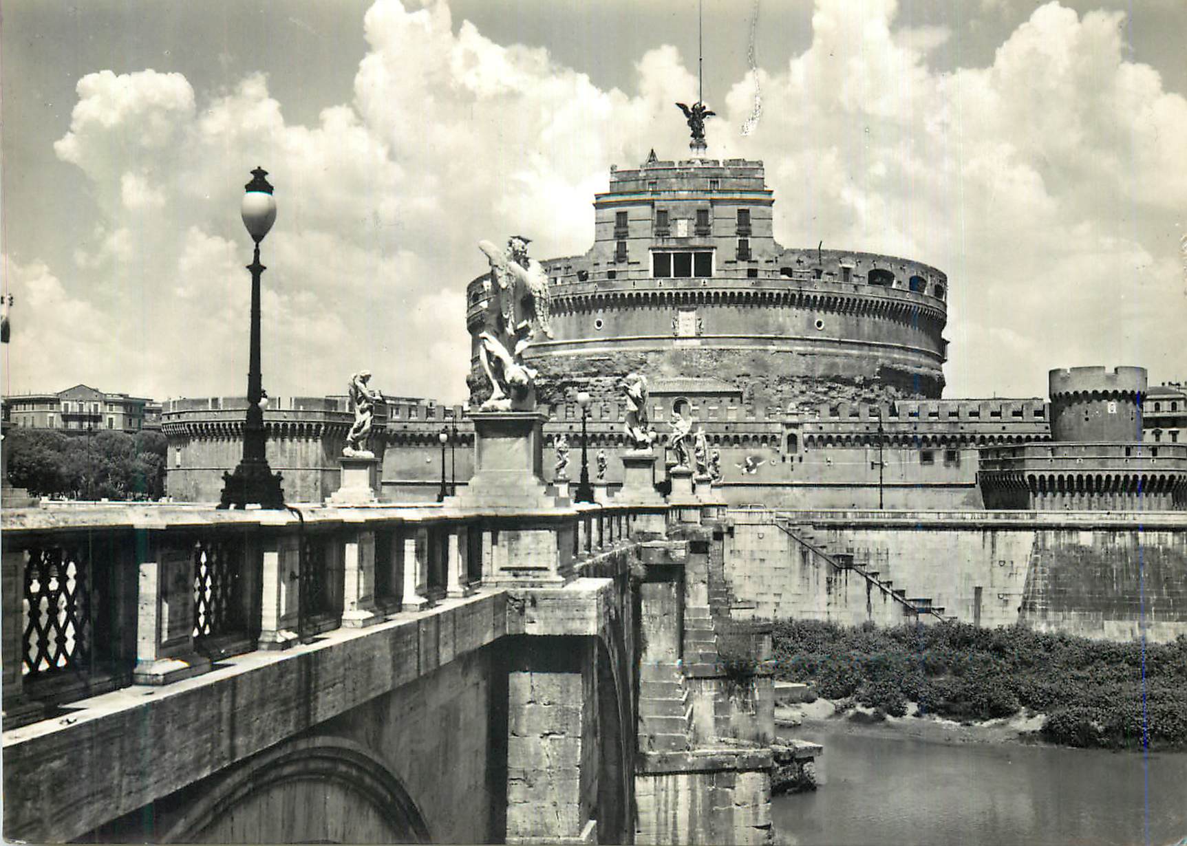 CPM Roma Chateau St Angelo