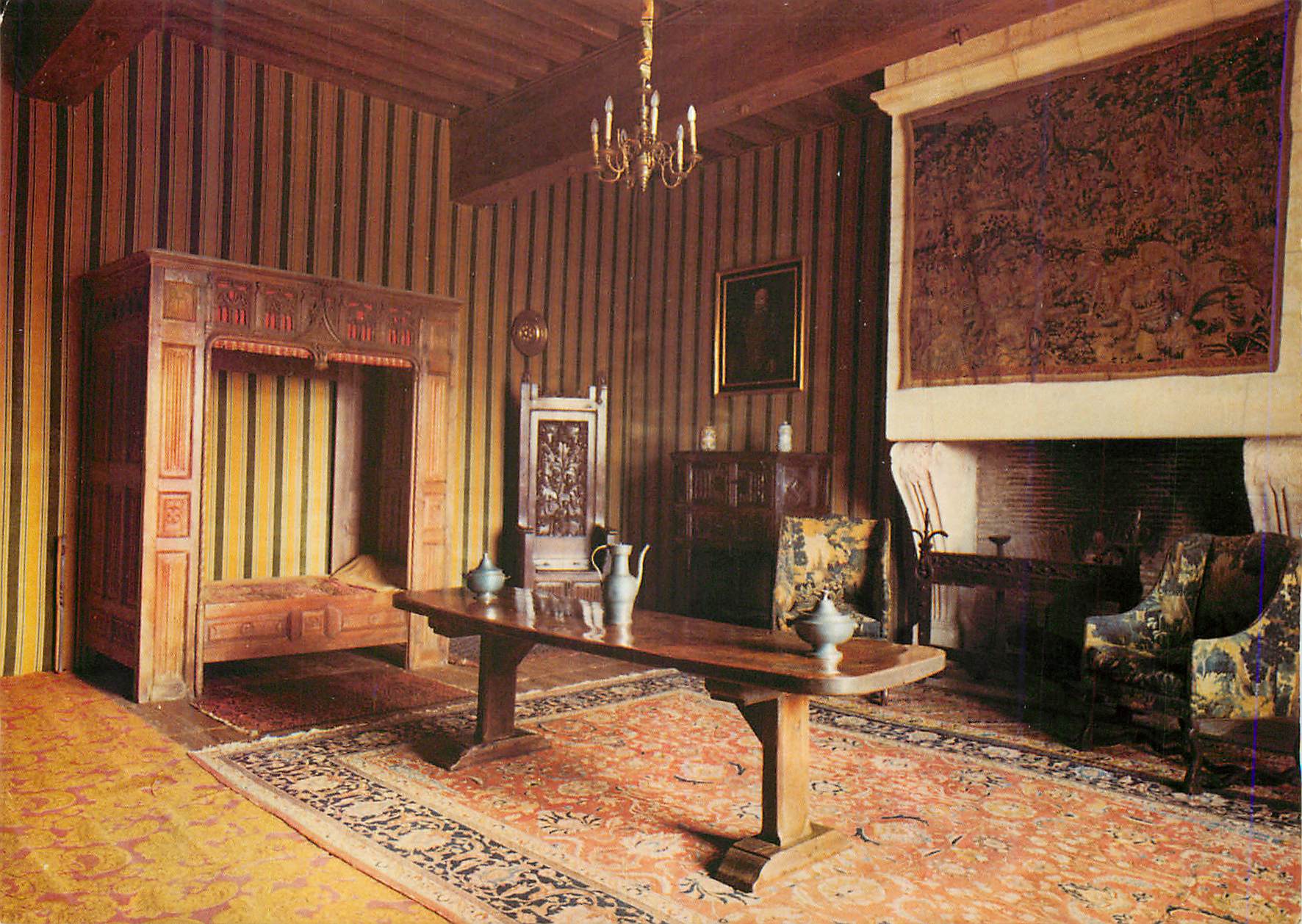 CPM Bourdeilles (Dordogne) Interieur du Palais Renaissance Chambre Gothique
