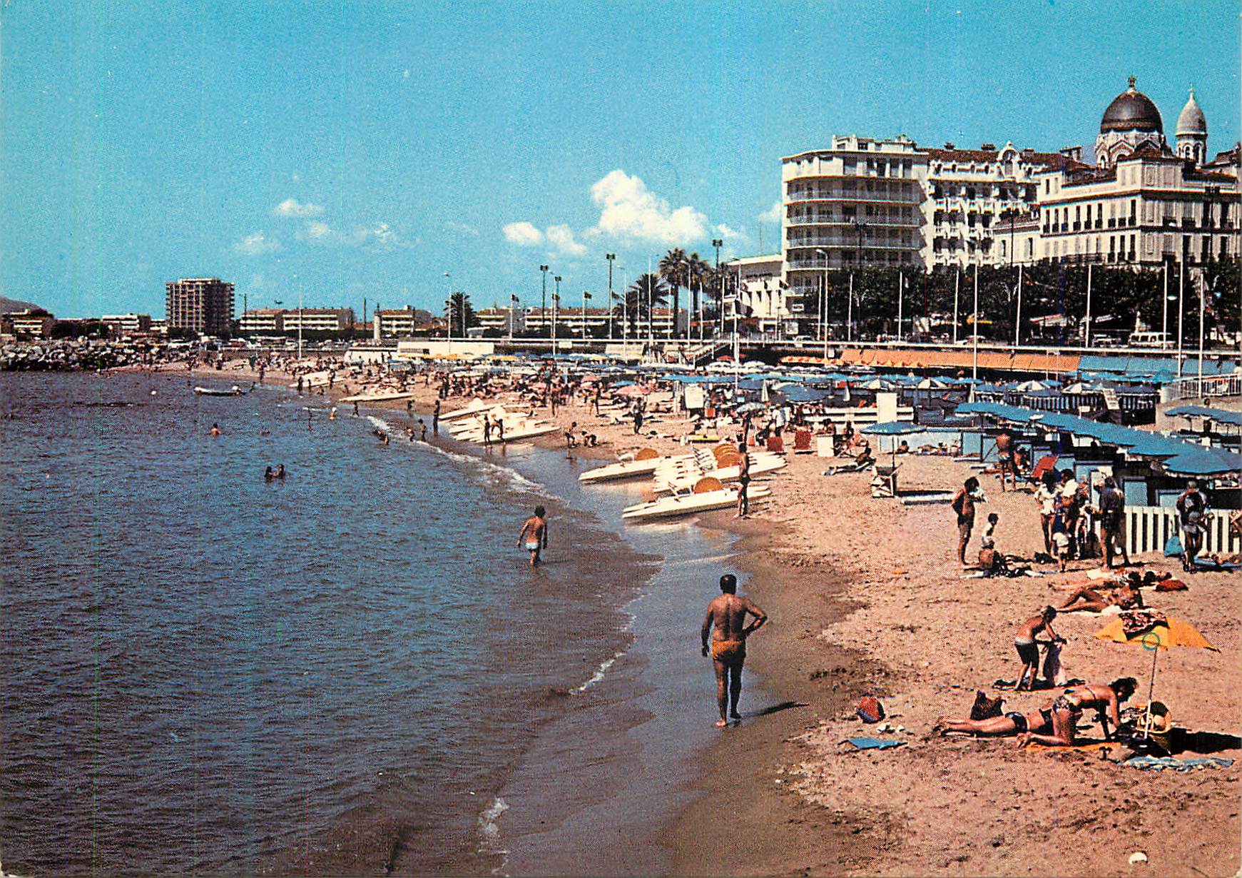 CPM Saint Raphael La Cote d'Azur Varoise La Plage du Veillat