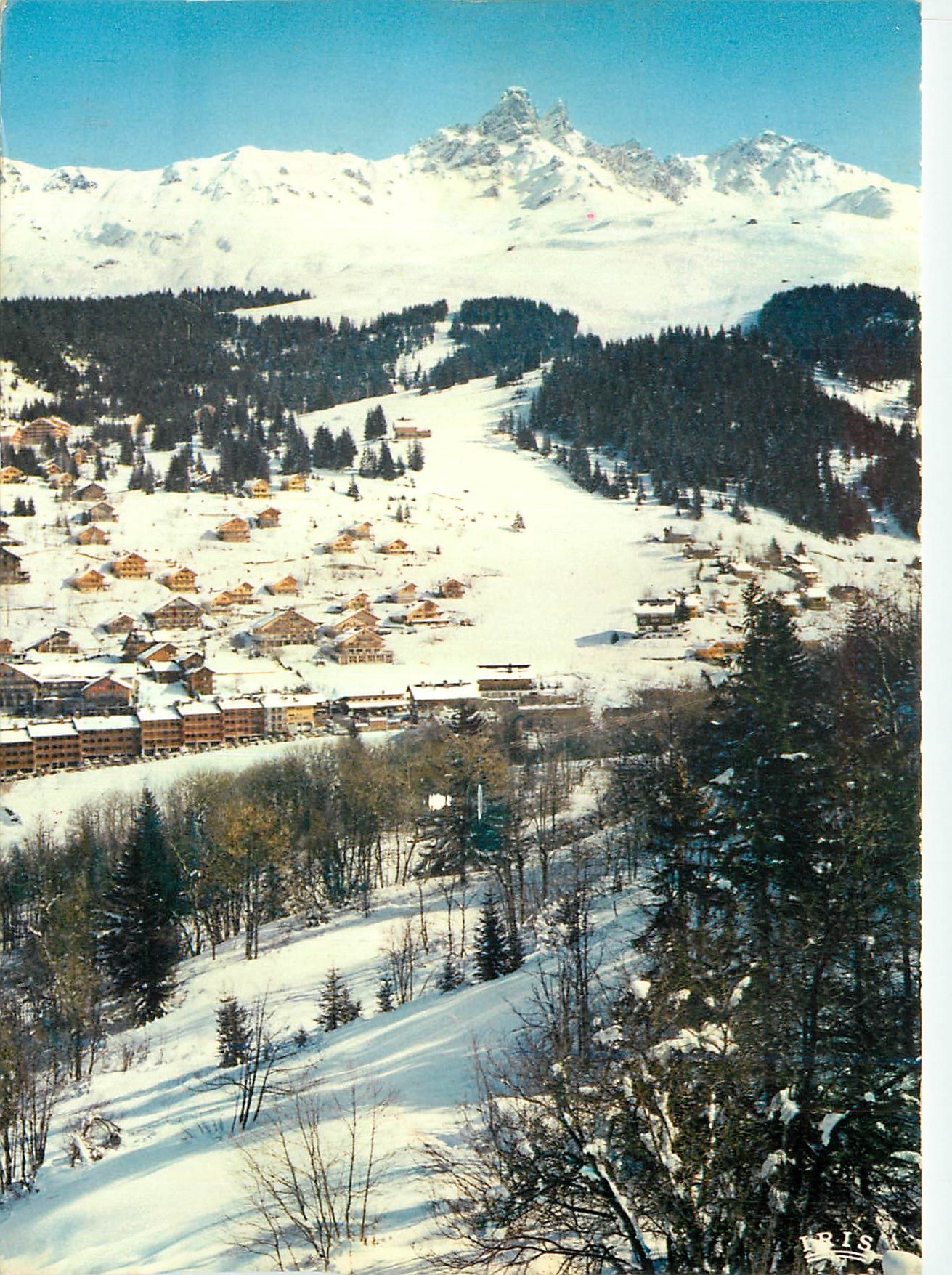 CPM Meribel 1600 m Savoie Vue Generale et la Saulire