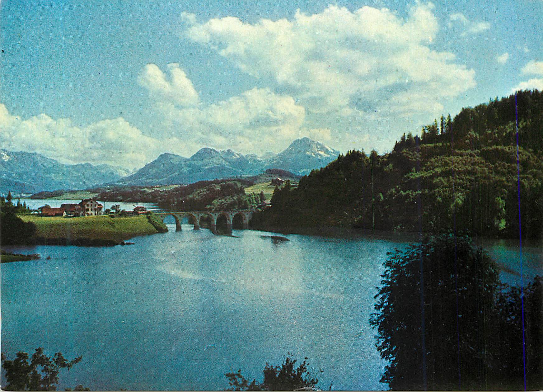 CPM Lac de Gruyere Pont de Corbleres Chaine des Vanils et le Moleson