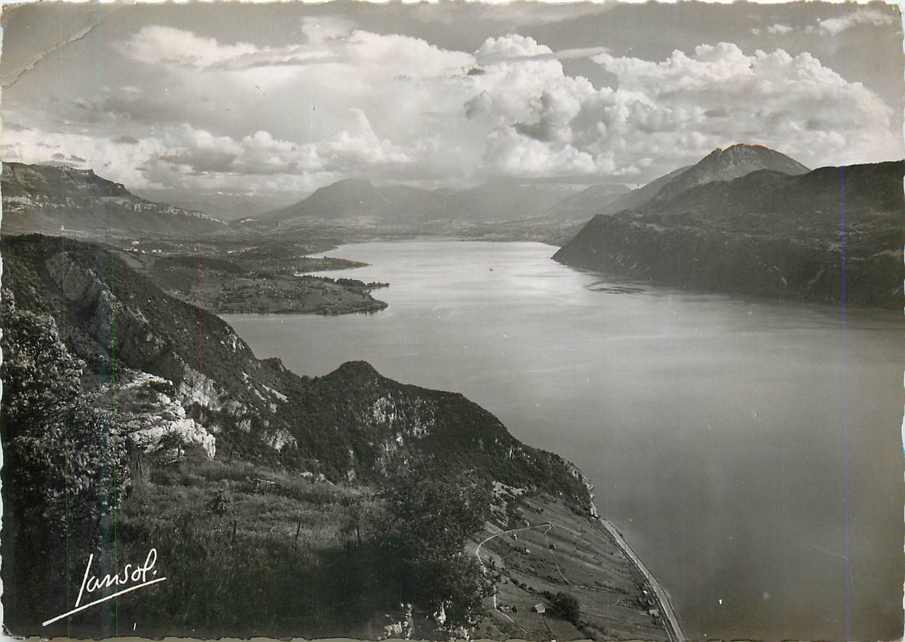 CPM Environs d'Aix Les Bains (Savoie) Le Lac du Bourget vu de la Chambotte