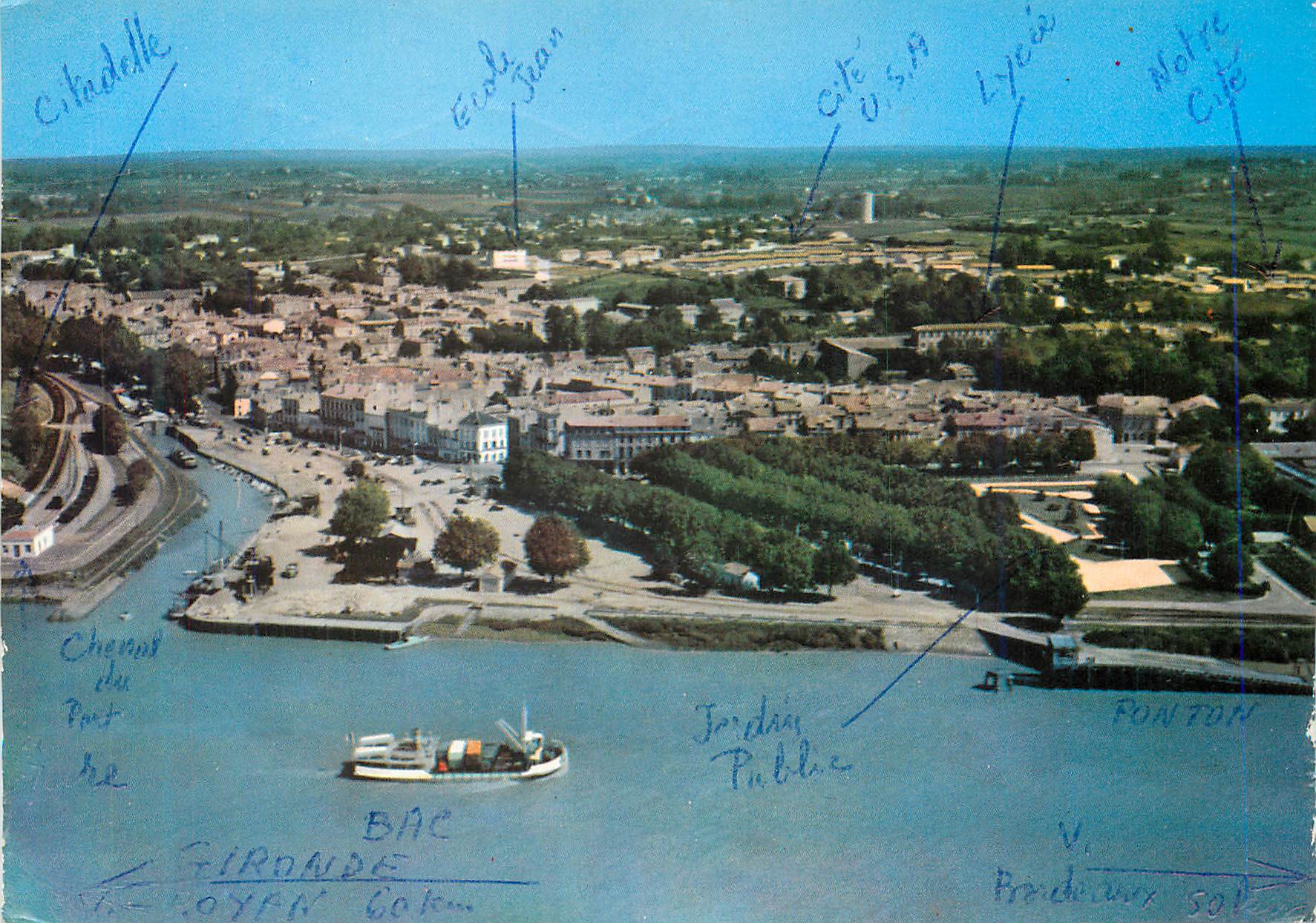 CPM Blaye (Gironde) Vue Generale Arrivee du Bac Blaye Lamarque