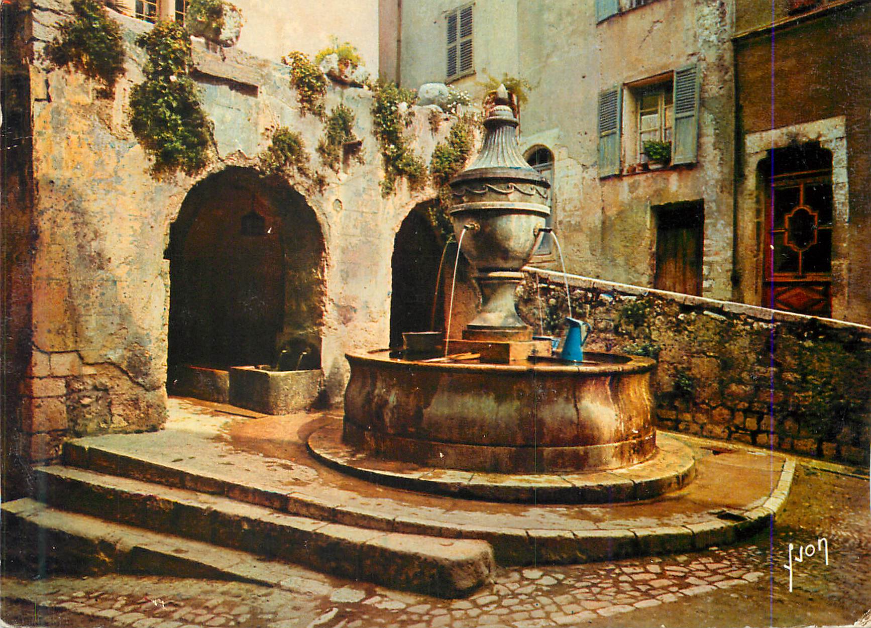 CPM Saint Paul et sa Vieille Fontaine (A M) La Cote d'Azur Couleurs et Lumiere de France