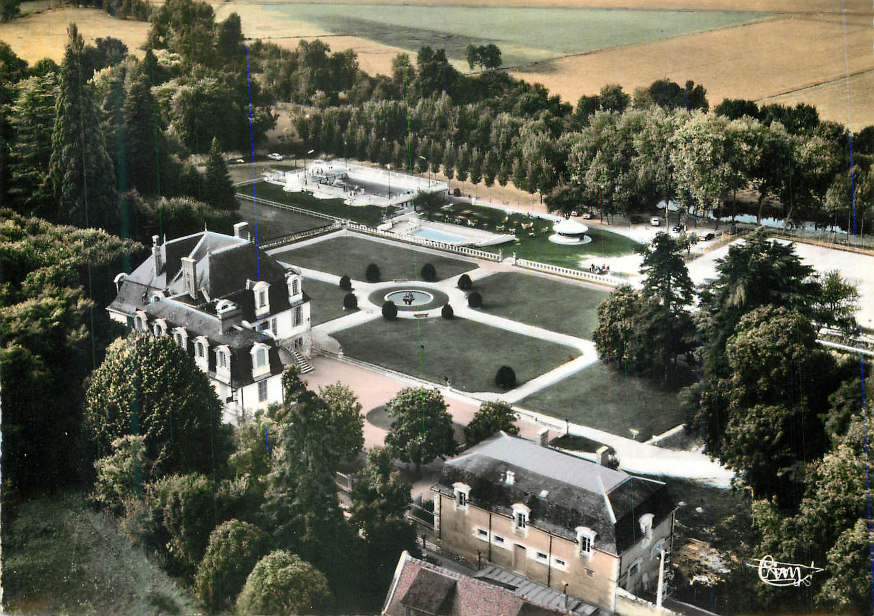 CPM Joue les Tours (I et L) Chateau de Beaulieu