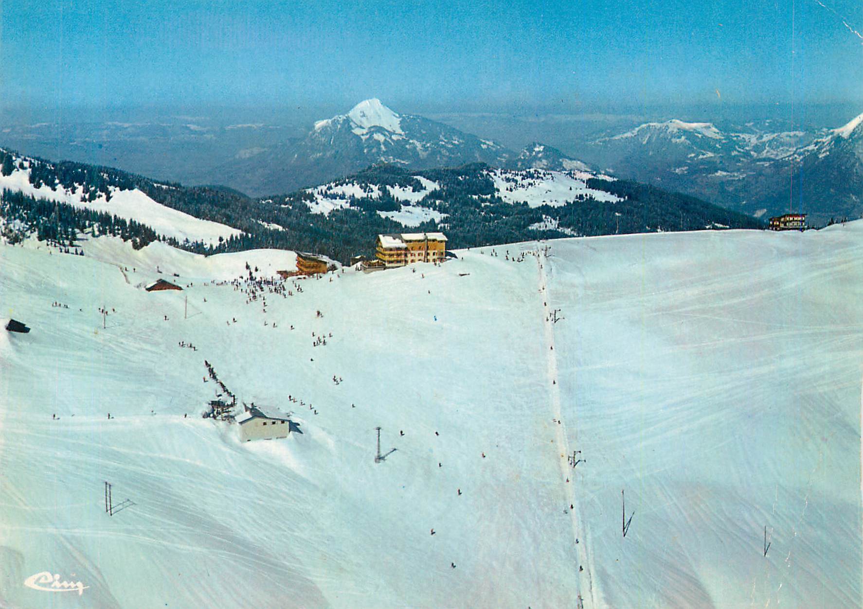 Ski Station — Panoramic View — Publisher Chiny