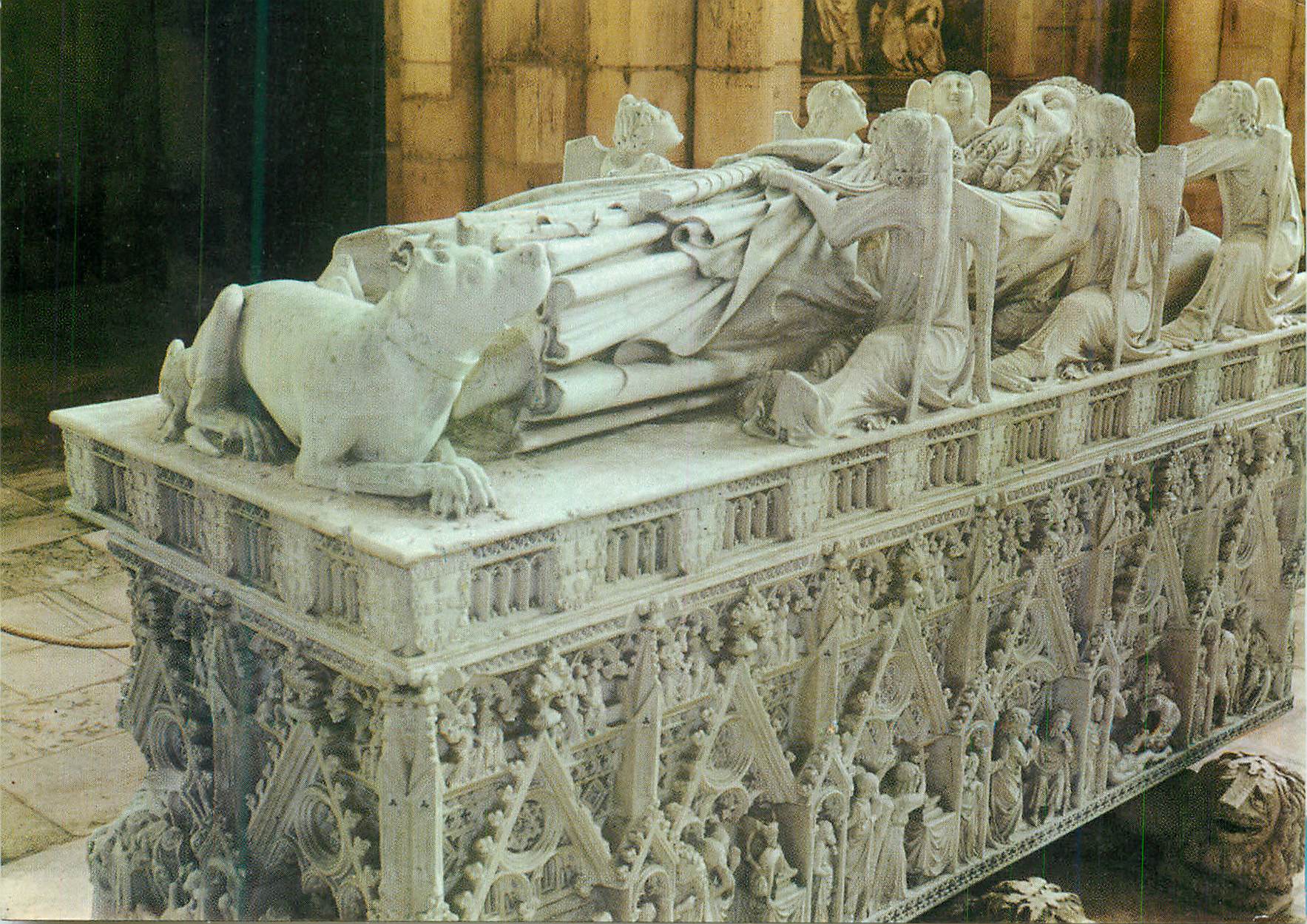 Tombe de sainte Marie de la cathédrale de Toulouse — éditeur non visible