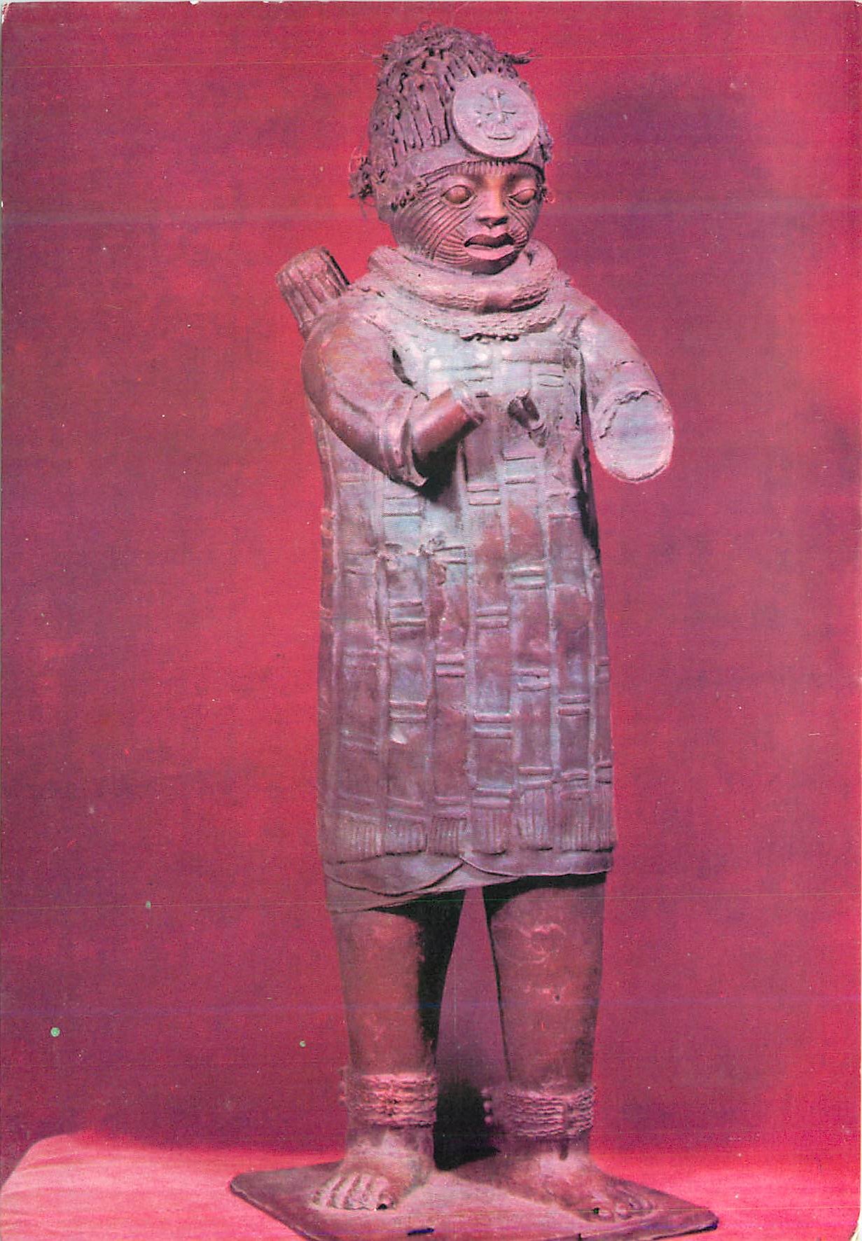 Statue en bronze d'Afrique — éditeur non visible — n° de série non lisible