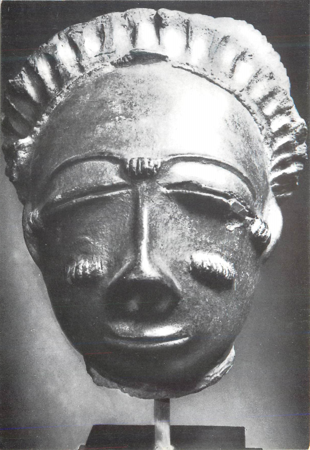 CPM Musee AAO Paris Objet Expose au Festival Mondial des Arts Negres Terre Cuite Funeraire Krin Djabo
