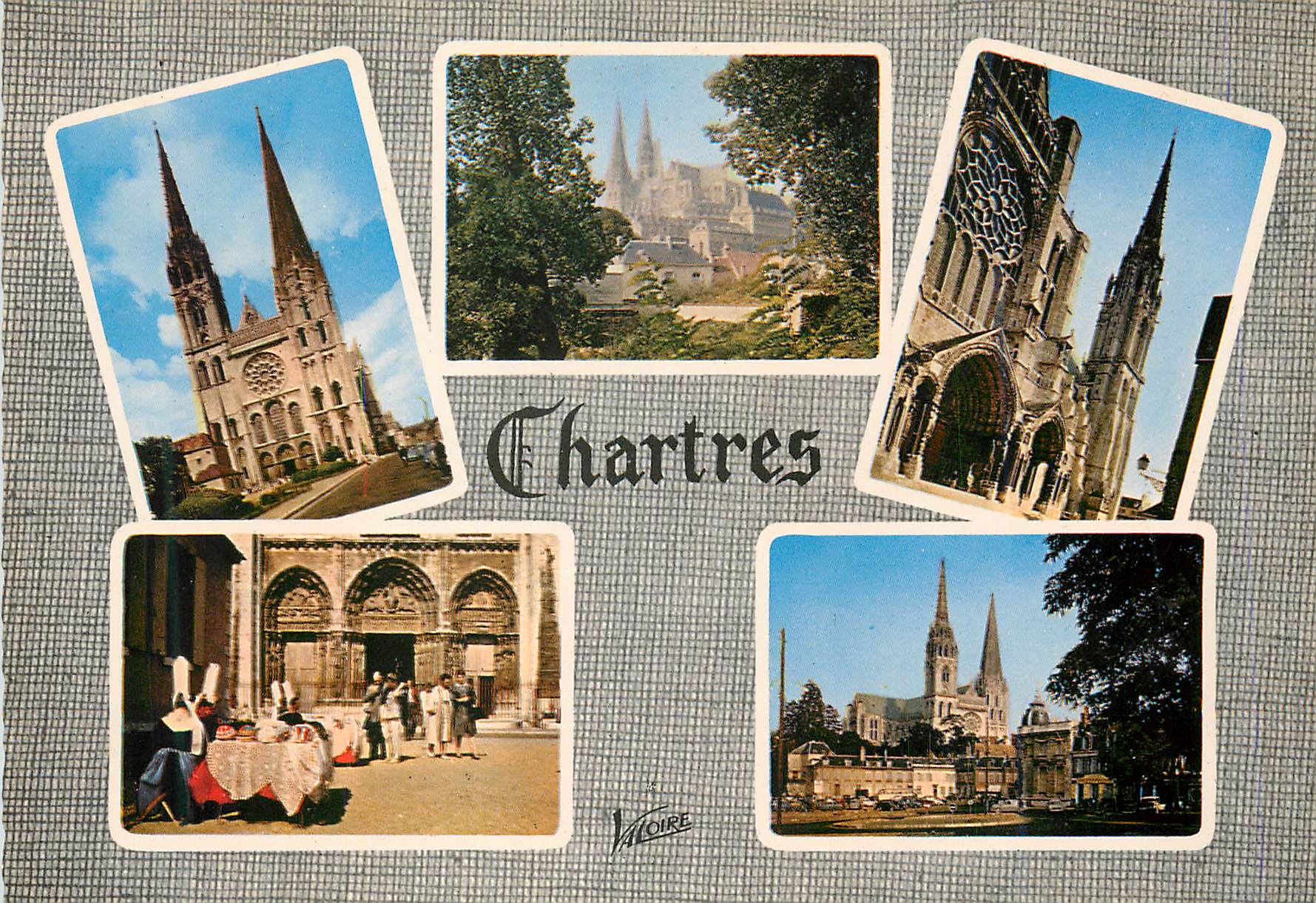 CPM Chartres La Cathedrale (XIIe Siecle) La Facade panorama Le Croisillon nord et la Fleche Gothique