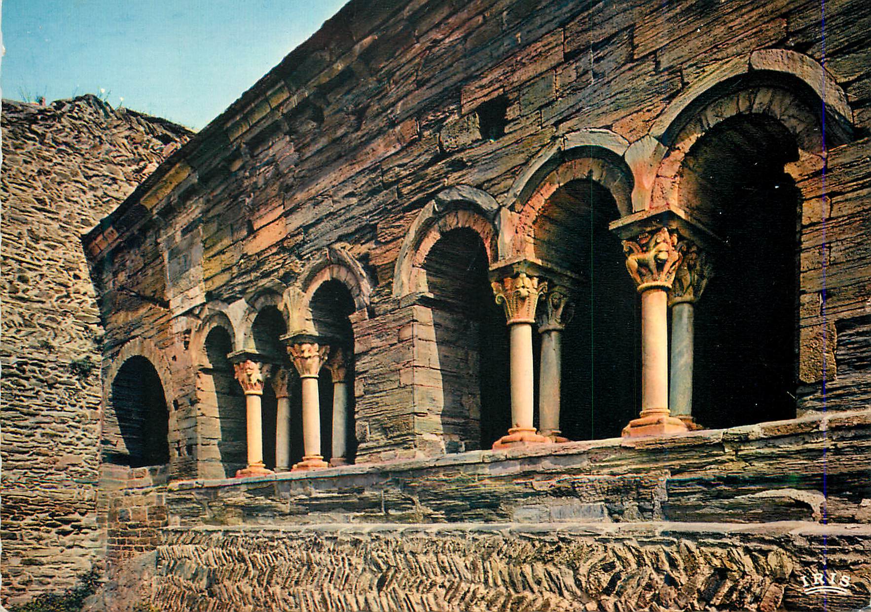Abbaye de Sainte-Marie d'Albi — façade romane — éditeur IRIS