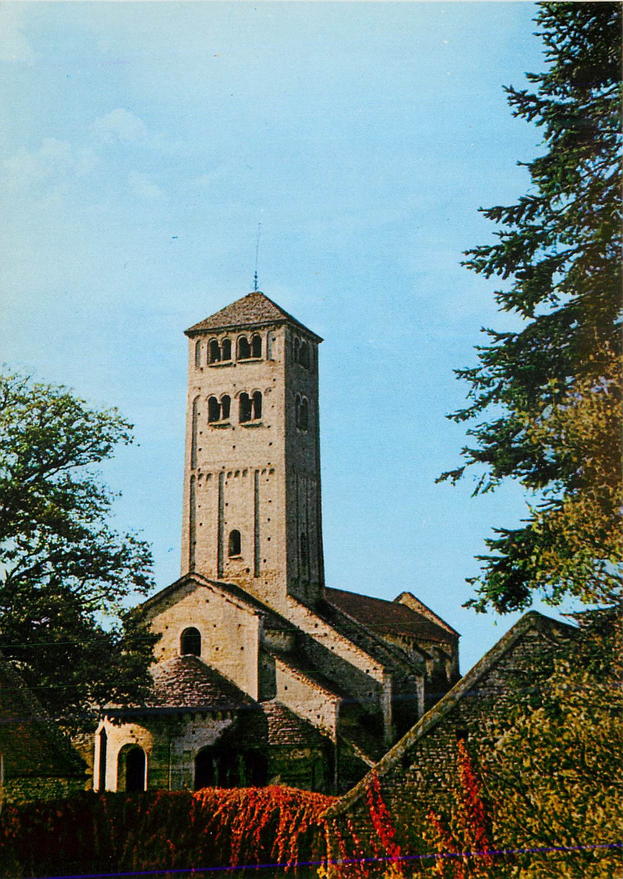 CPM Eglise de Chapaize (XIe S) Les Eglises Romaines de l'Ancien Diocese de Macon
