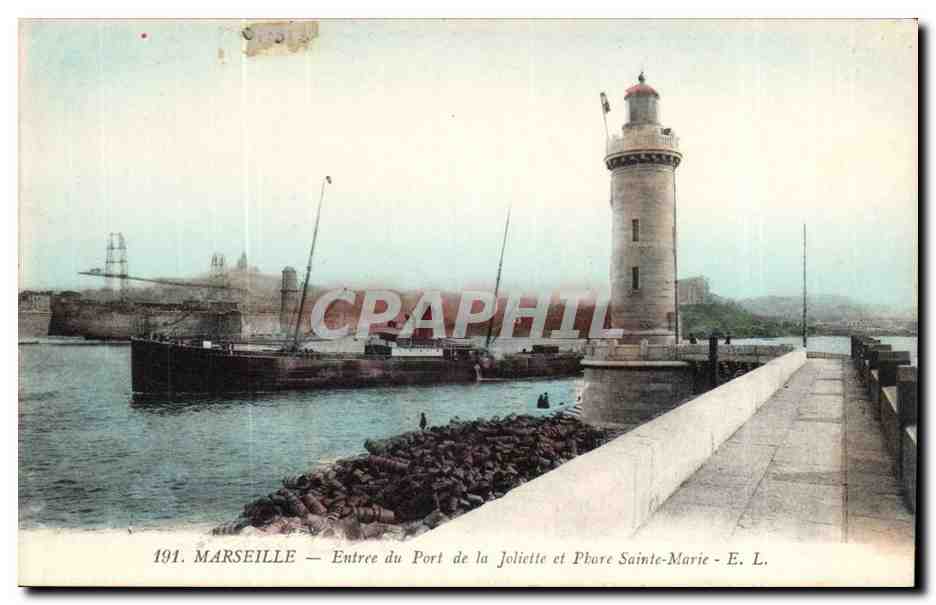 Marseille CPA Entree du port de la Joliette et Phare Sainte marie (lighthouse)