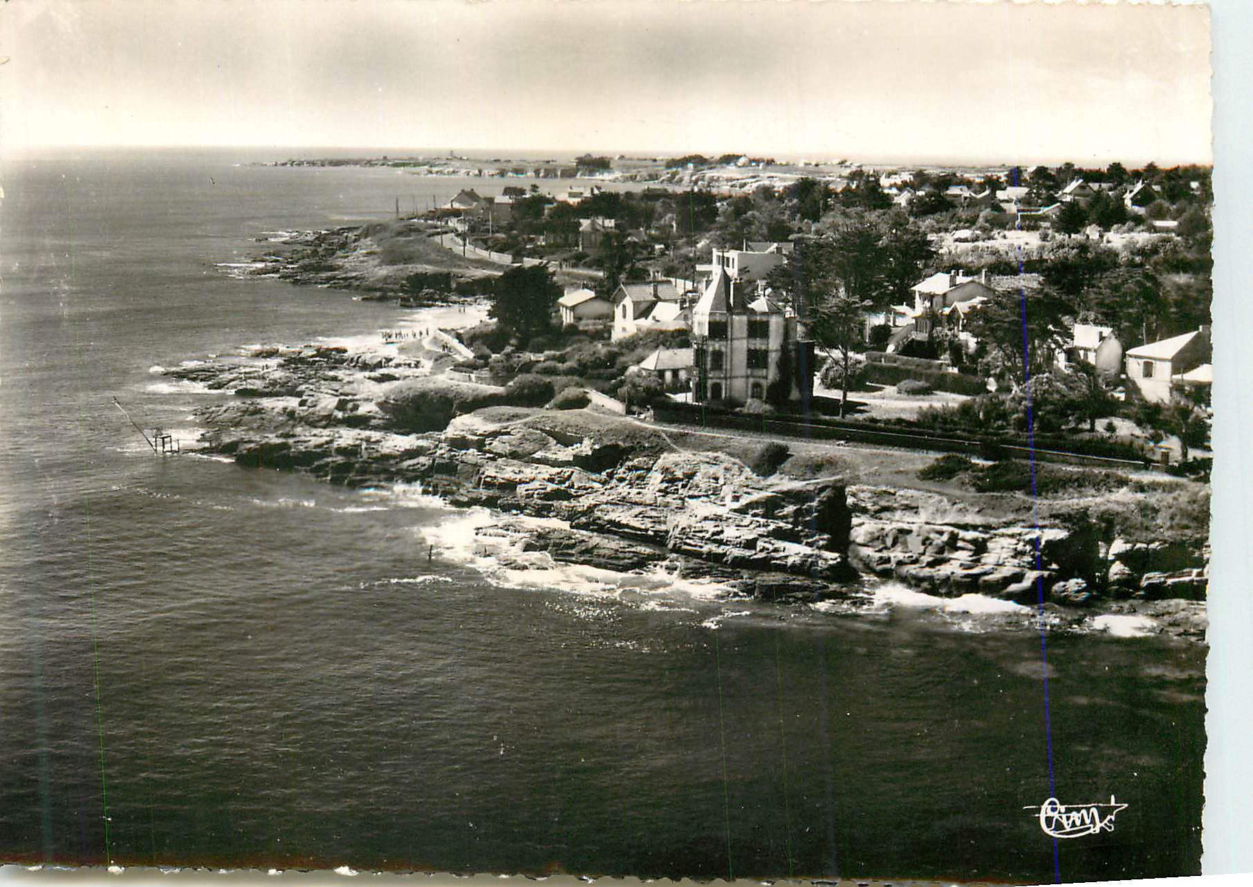 CPM Prefailles (L Inf) Vue aerienne La Cote Vue Generale
