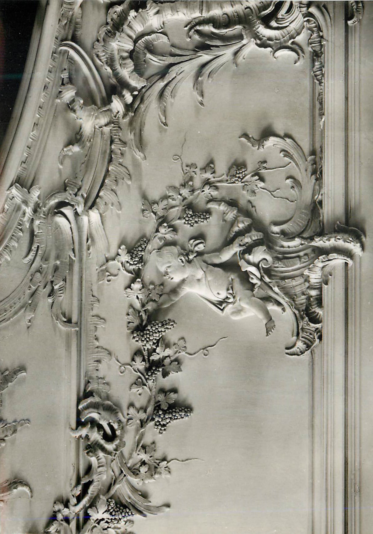 CPM Schloss Leitheim Donaworth Rokokosaal 1751 Stuckausschnitt der Hohlkehle Der Herbst