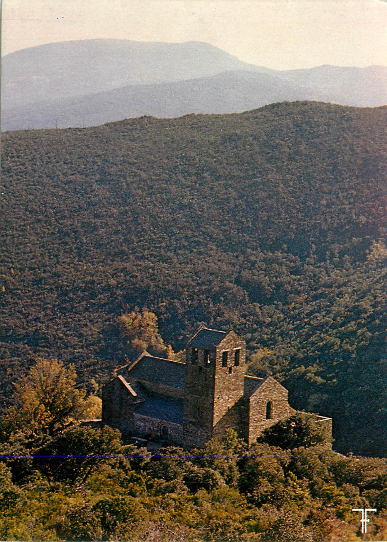 Église de Sant Joan de Montsant — vue panoramique — éditeur TF