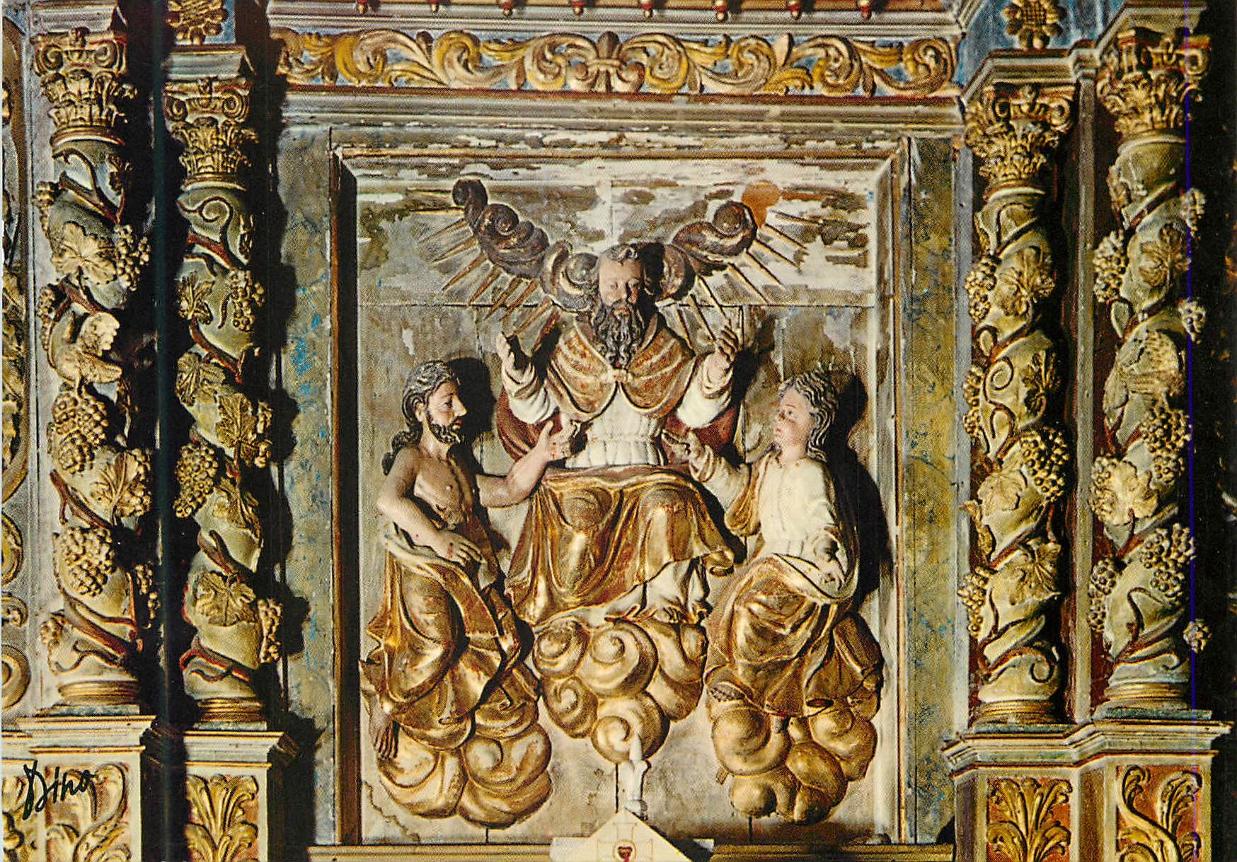 CPM Arts et Couleurs du Roussillon Ermitage de la Trinite Monument Historique Classe