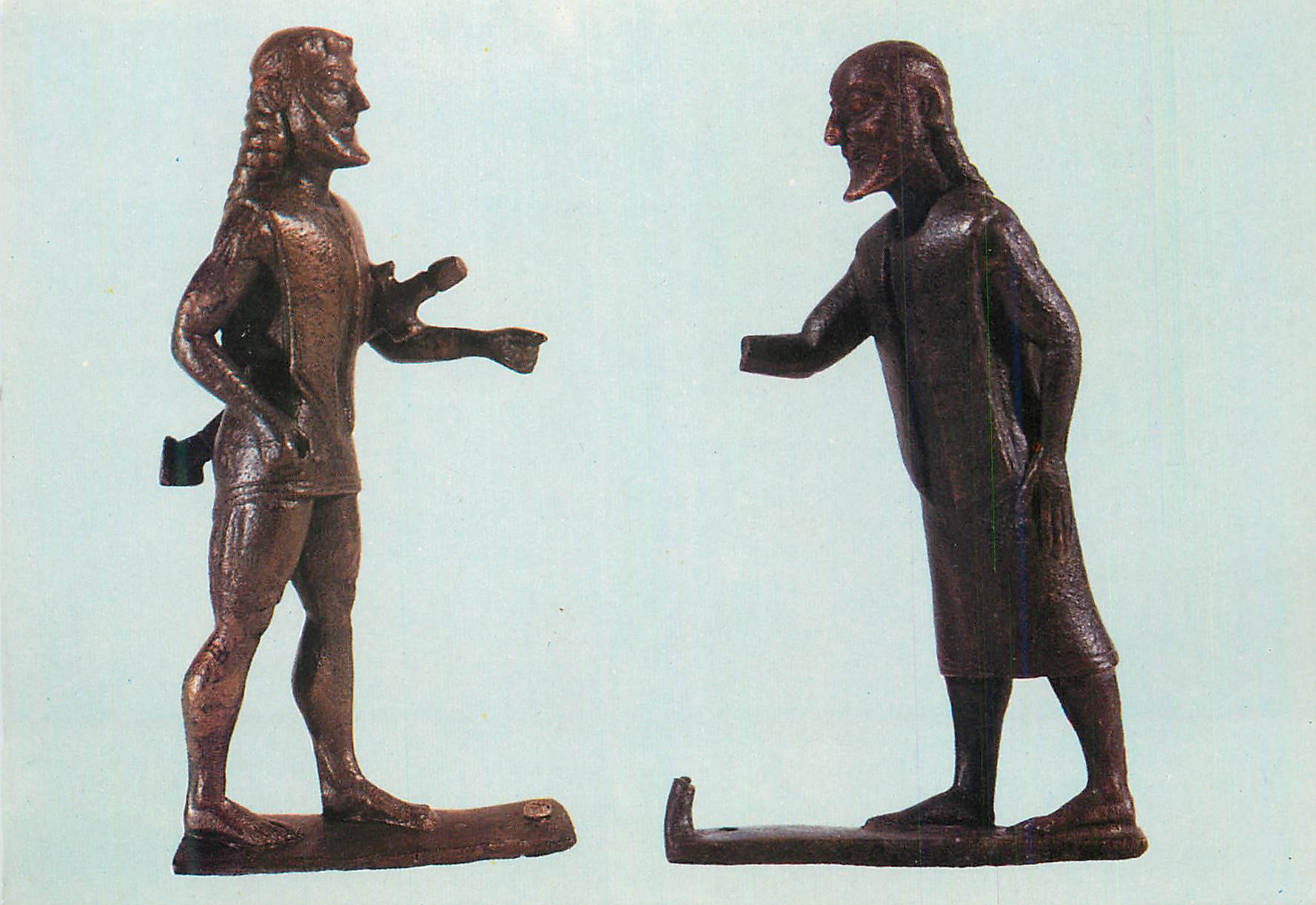 CPM Olympie Statuette en Cuivre d'un Guerrier Ornement d'un vase de 550 av JC
