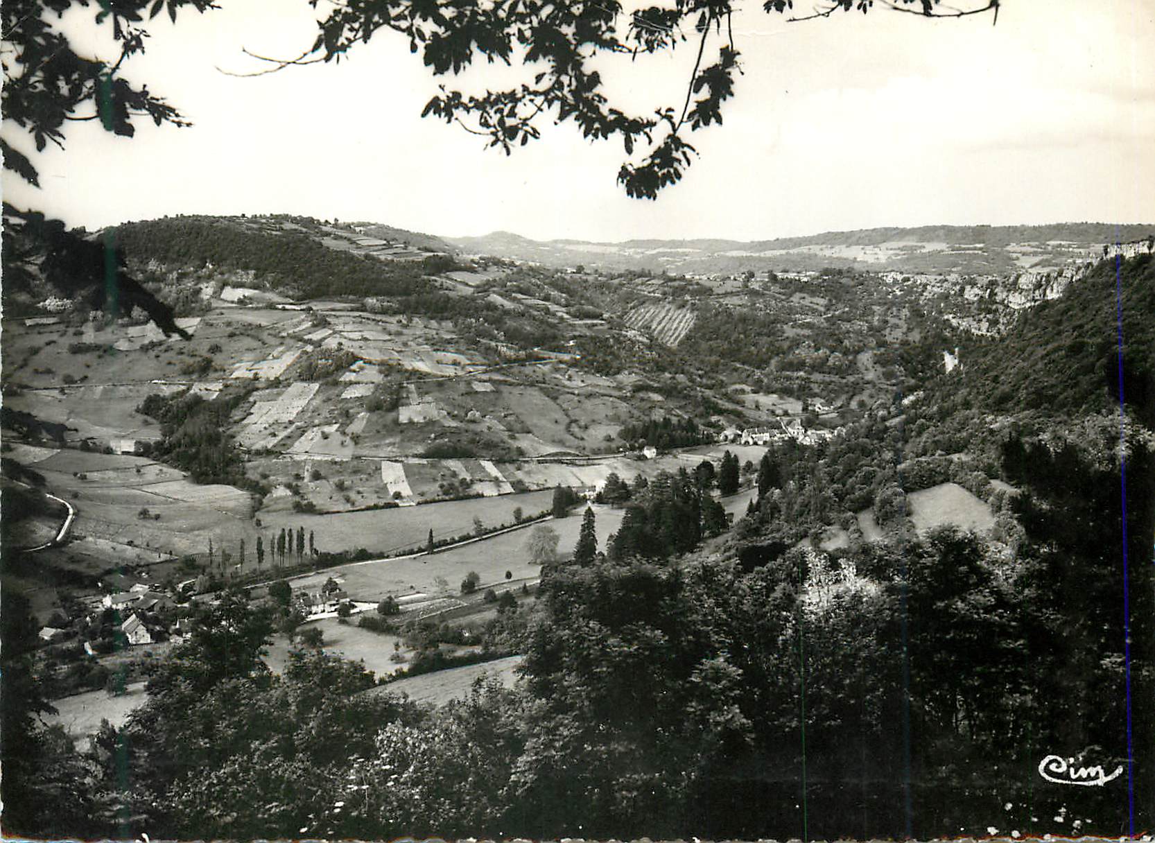 CPM Chatel le Couvent (Jura) Vue sur Gizia
