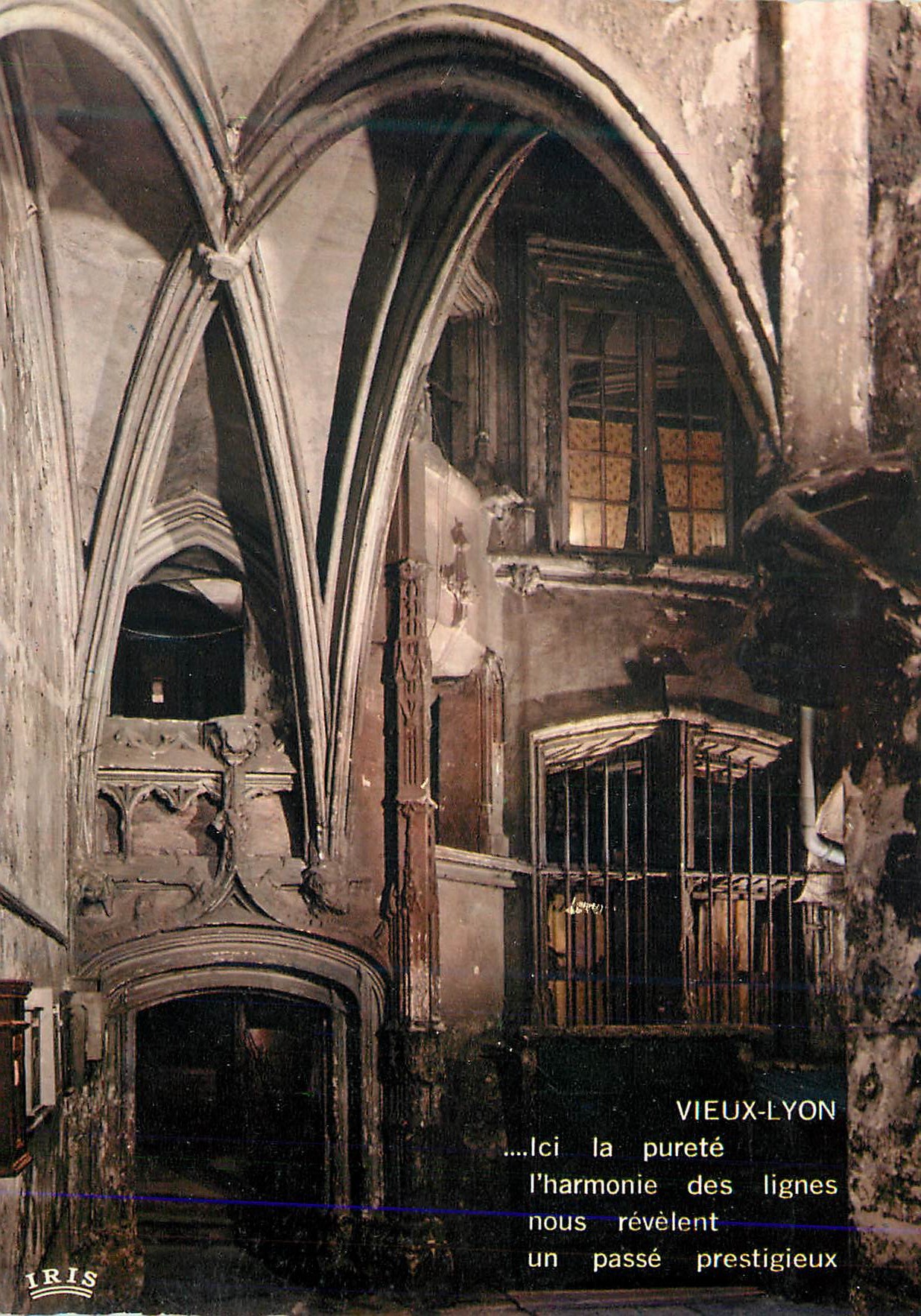 CPM Vieux Lyon Ici la Purete Interieur de la Maison Renaissance