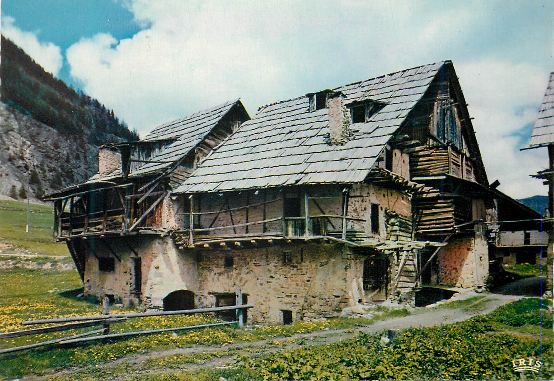 CPM Vieux Chalets de Montagne 