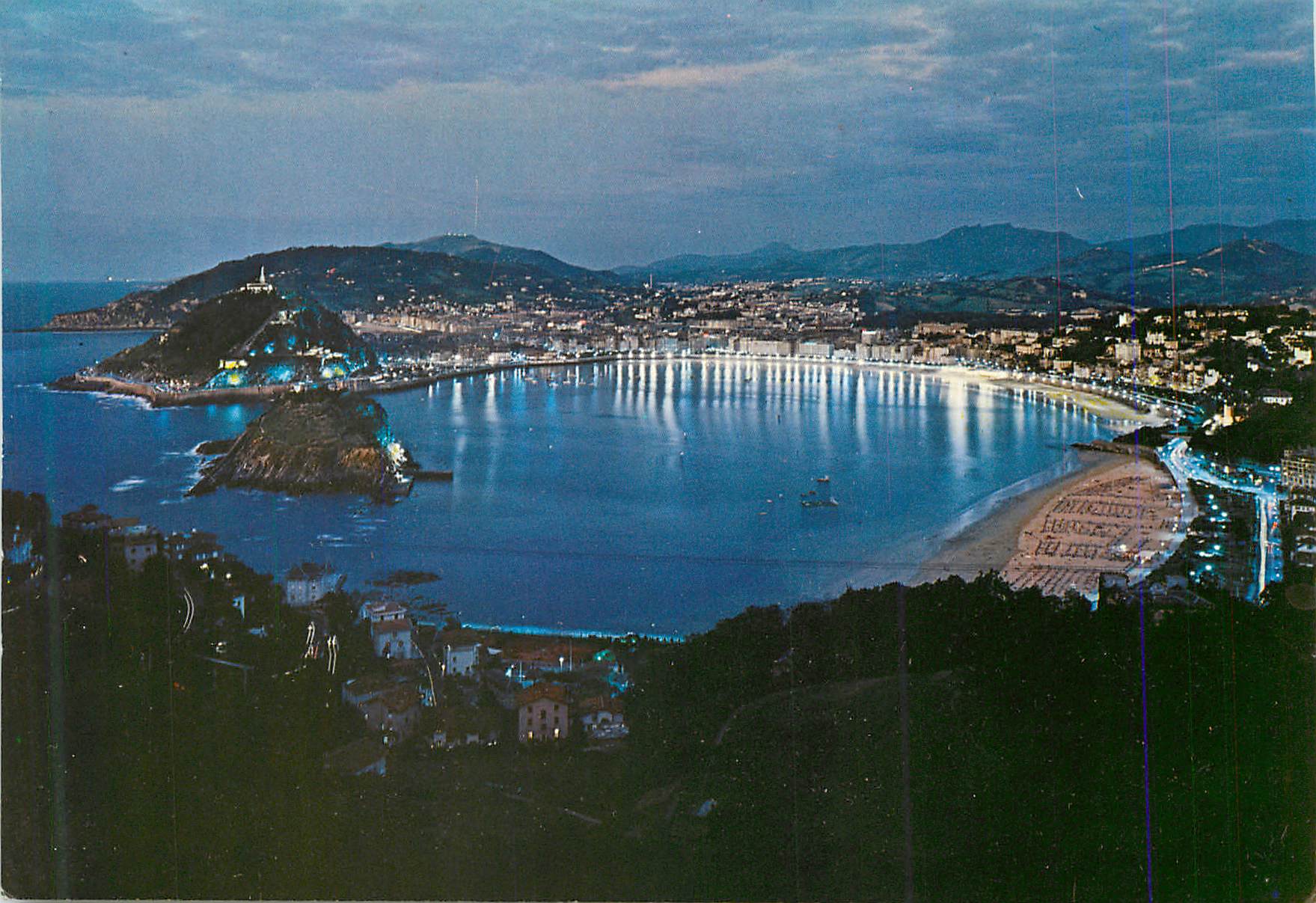 CPM Donostia San Sebastian Vista Nocturna de la Babia La Baie La Nuit