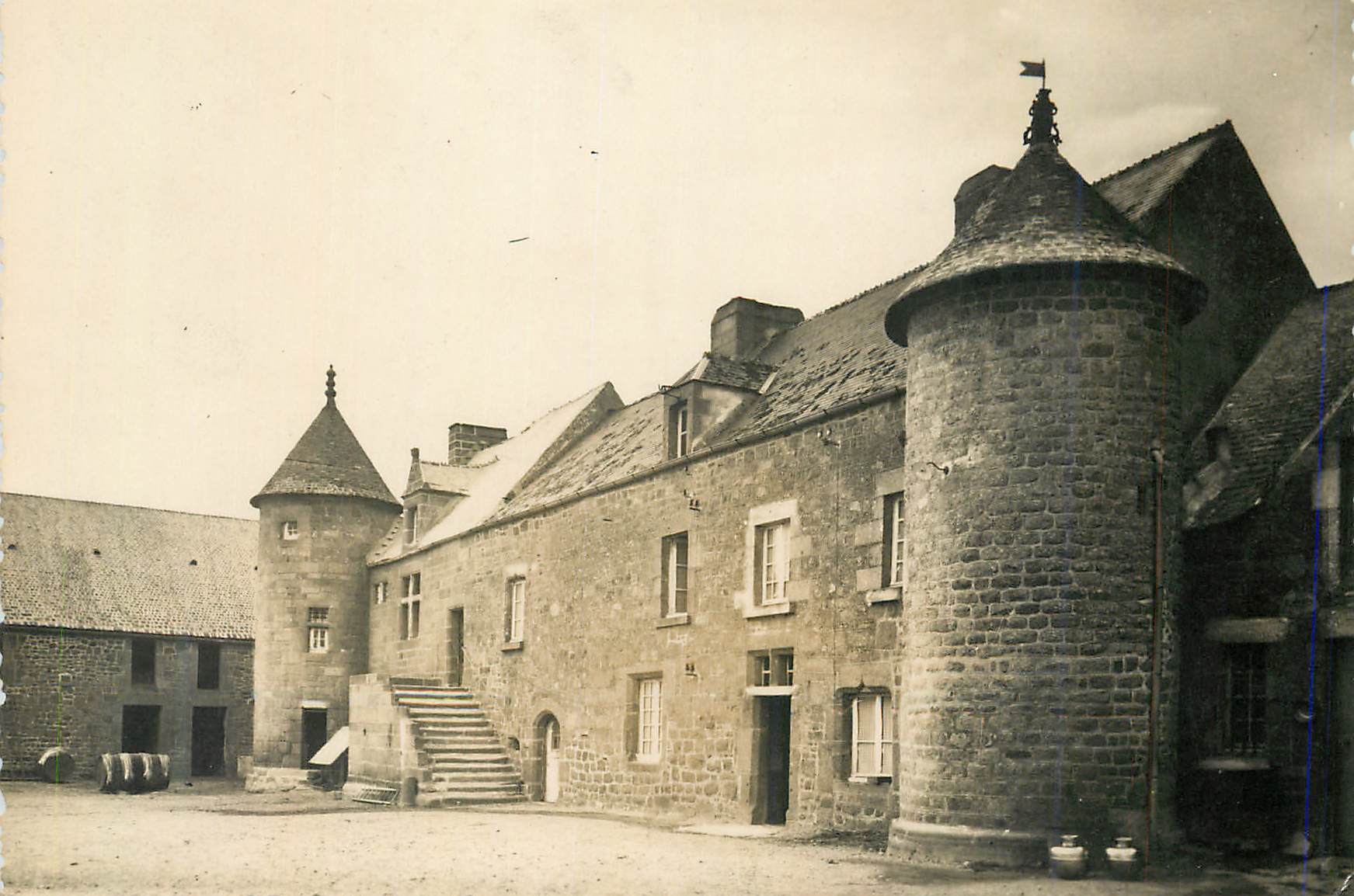 Château de la Roche — vue intérieure du parc — éditeur non identifié