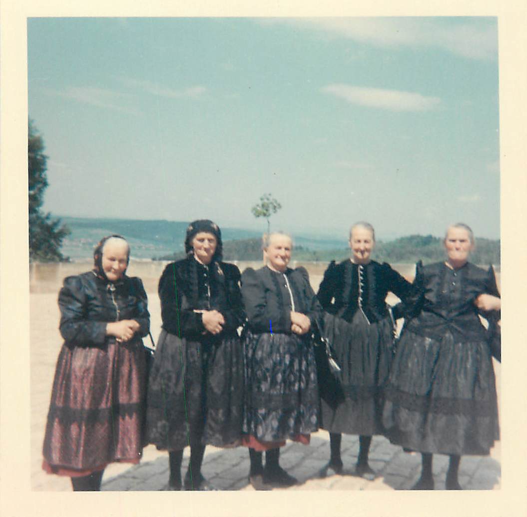 Photo Femmes Folklore